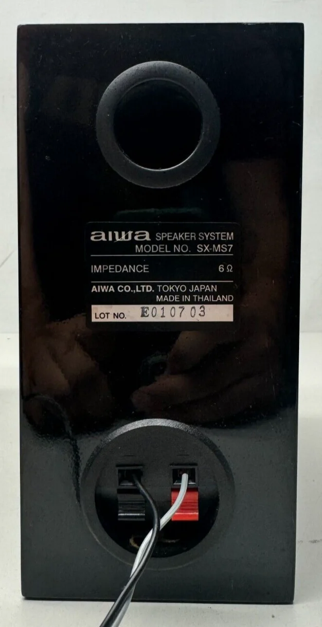 AIWA XR-MS3 Shelf Stereo CD Cassette FM-AM Radio w/ Factory Speakers - Image 5