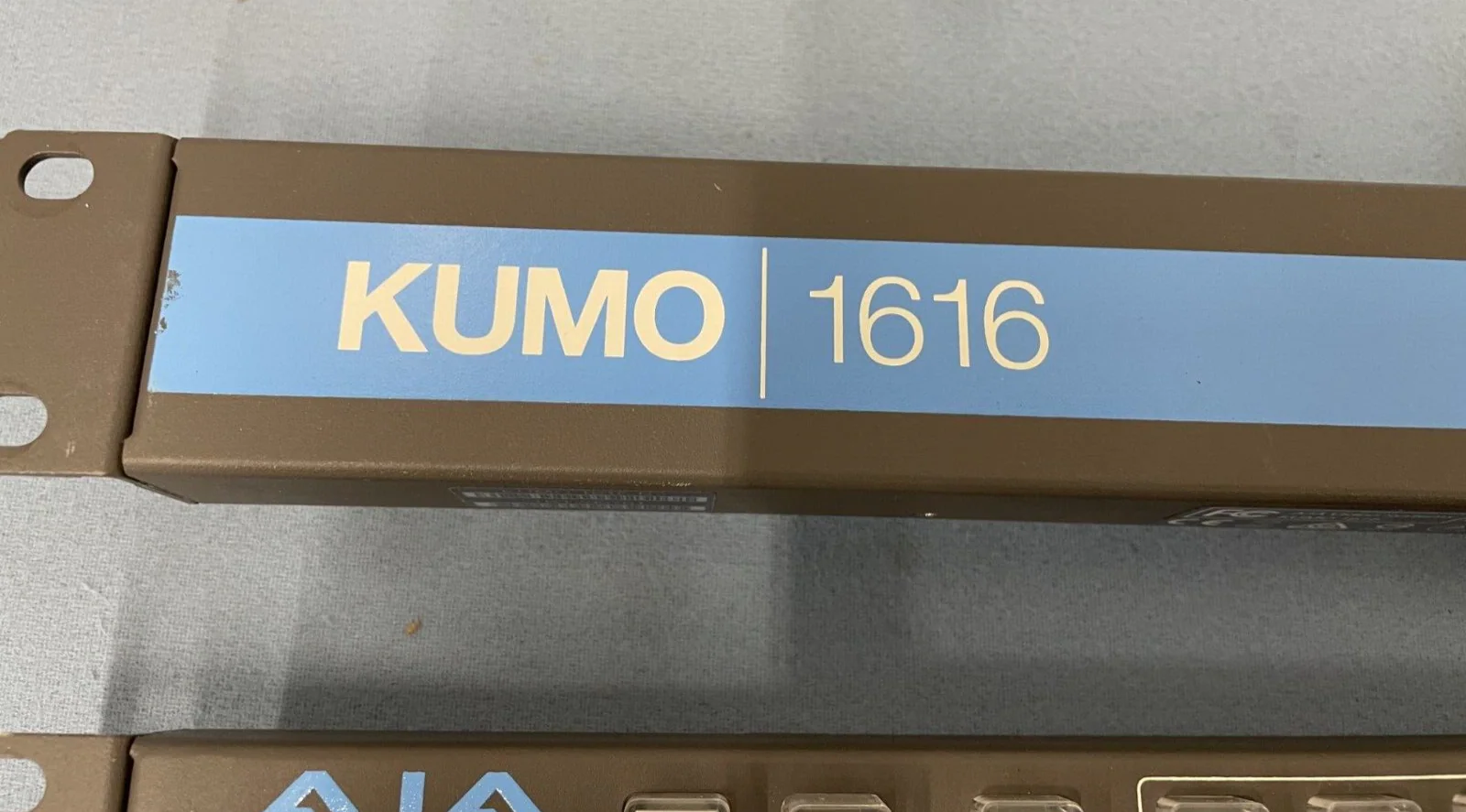 AJA Kumo 1616 Compact 16x16 3G-SDI and CP Remote Control Panel with Power Supply - Image 3