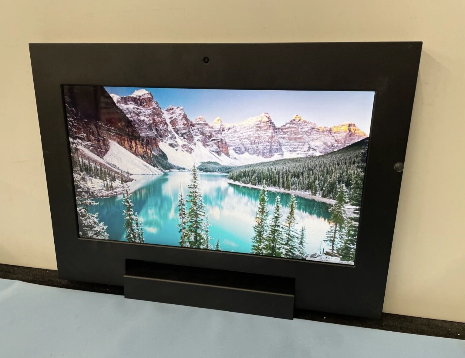 Albiral Display / Arthur Holm 17" Manually Folding Monitor ALB17A2 with Camera & - Image 2