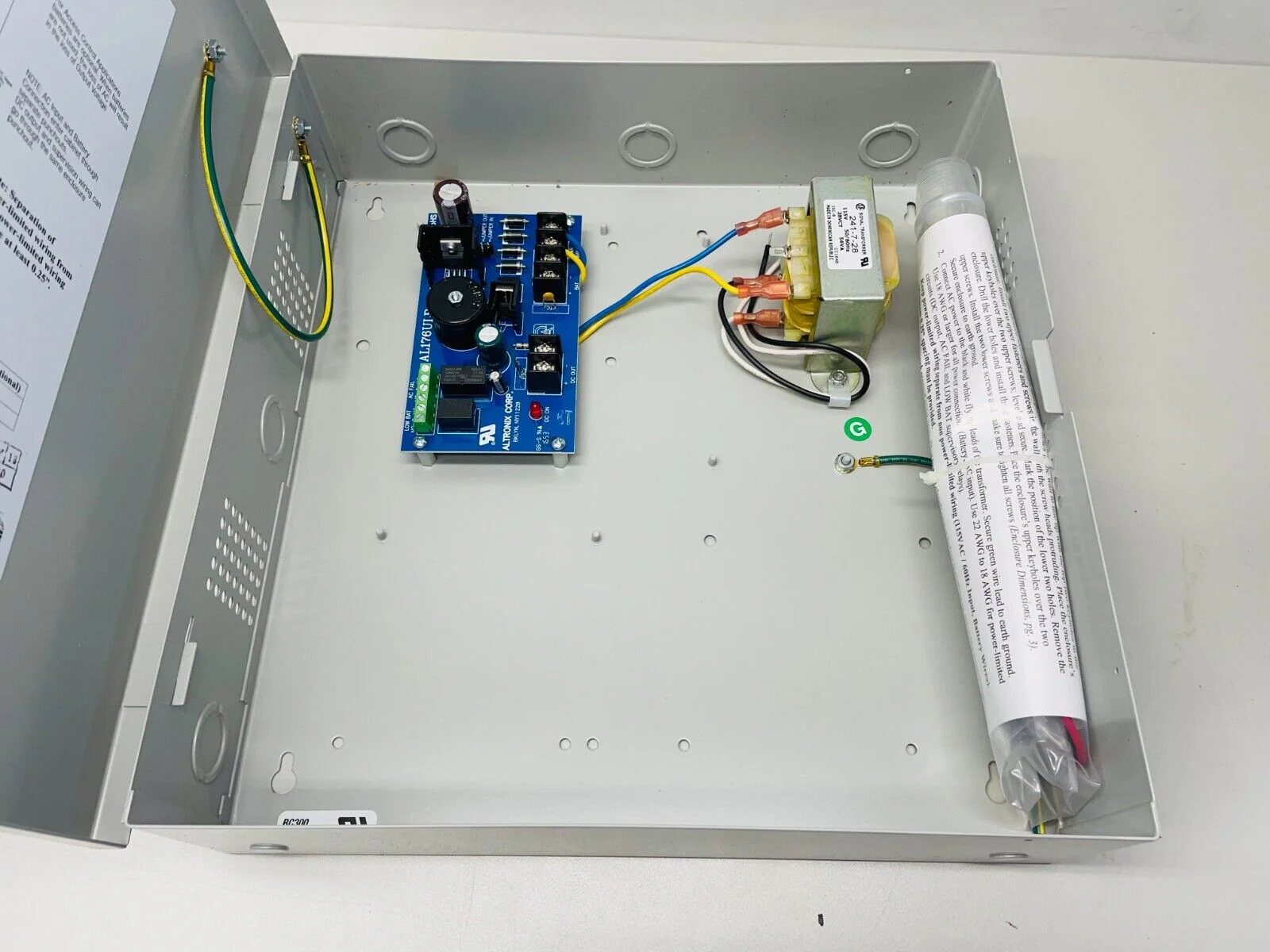 Altronix AL176ULX Access Control Power Supply Charger, Single PTC Class 2 Output - Image 4
