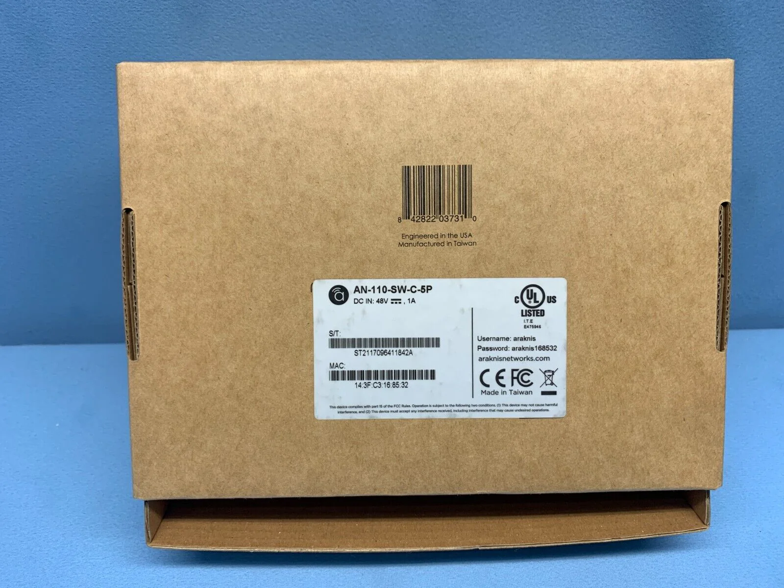 Araknis AN-110-SW-C-5P PoE 5-port Unmanaged + Gigabit Switch w/ Compact Design - Image 2