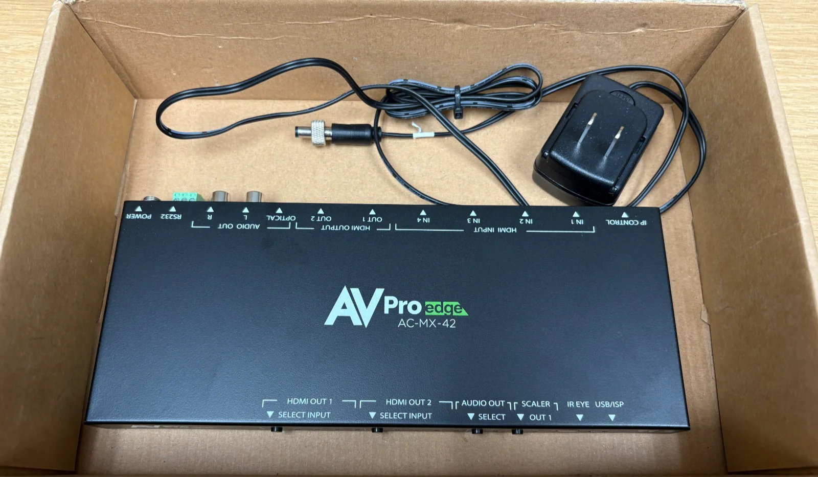 Atlona AT-RON-442 / 4K/HDR 1x2 HDMI Distribution Amplifier - Image 4