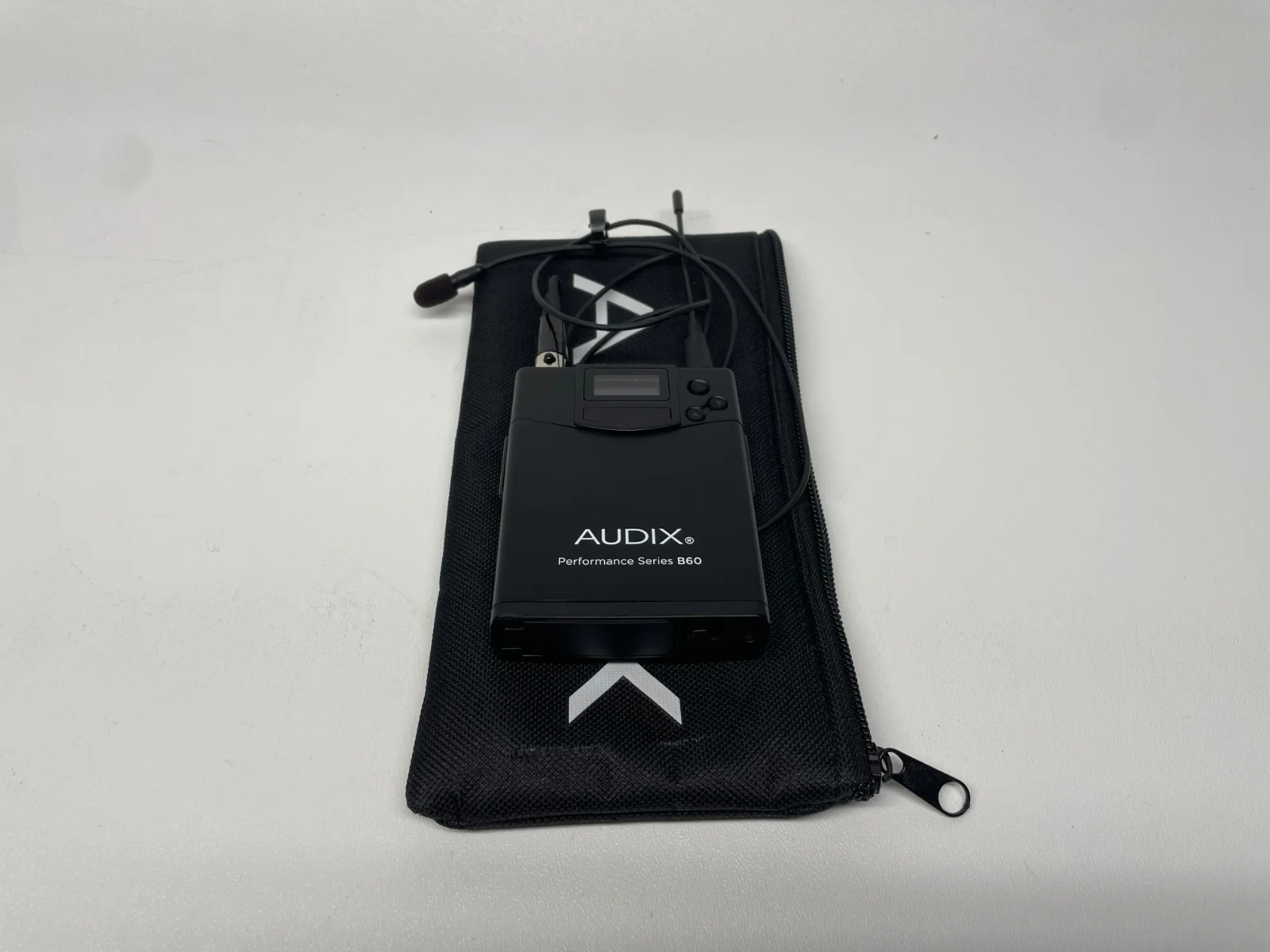 Audix R42 Dual-Channel Receiver with B60 Bodypack and H60 Handheld Transmitters - Image 8