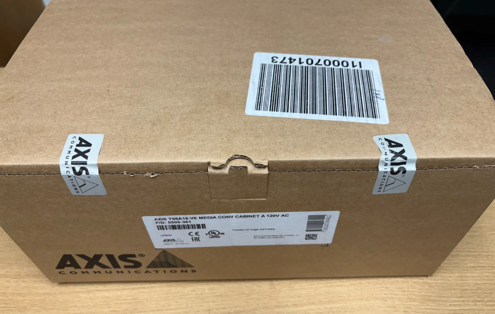 AXIS T98A16-VE Outdoor-Ready Media Converter Cabinet A 120VAC - Image 3