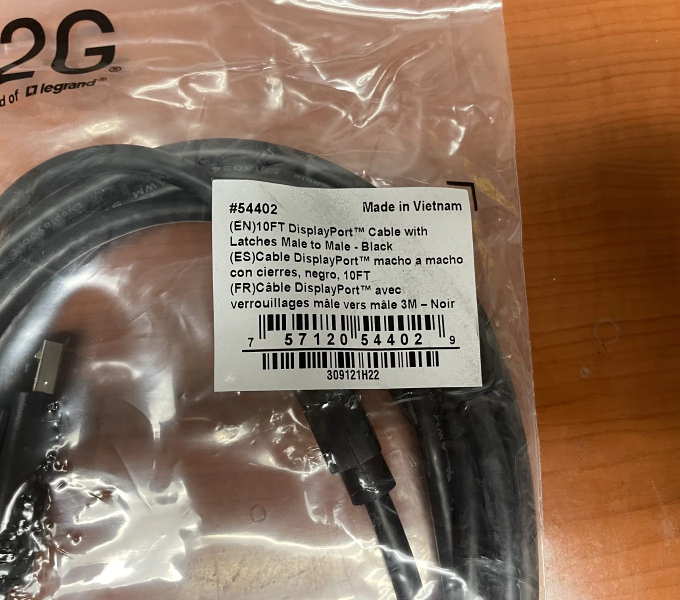 C2G 54402 10ft (3m) DisplayPort Cable with Latches 4K 60Hz UHD M/M Lot of 5 - Image 4