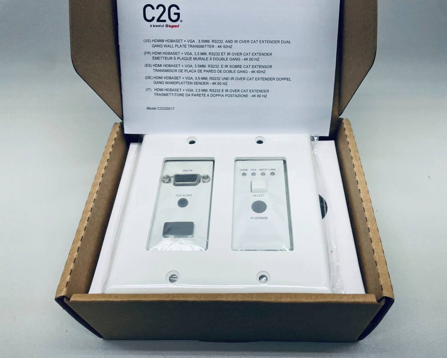 C2G C2G30017 4K HDMI + VGA Extender Dual Gang Wall Plate Transmitter - Image 3