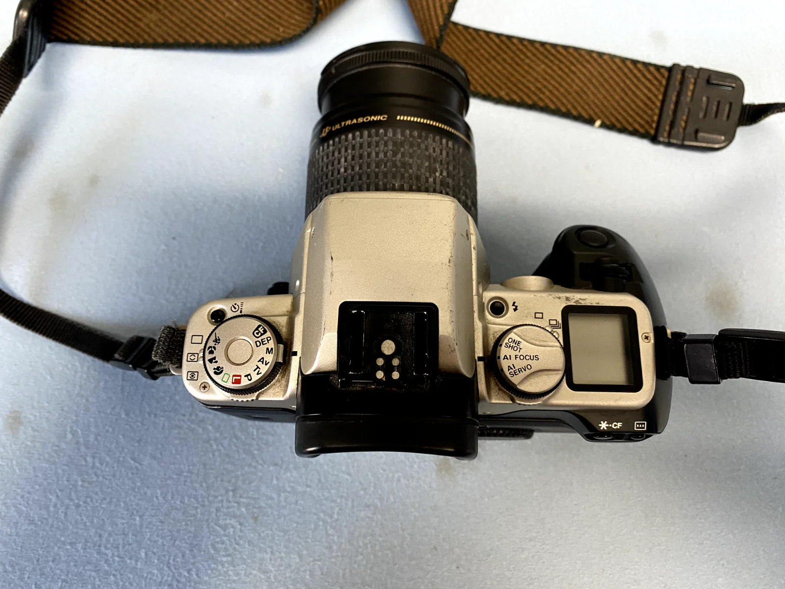 Canon EOS Elan II 35mm Film SLR Camera with BP-50 Battery Pack TESTED - Image 3