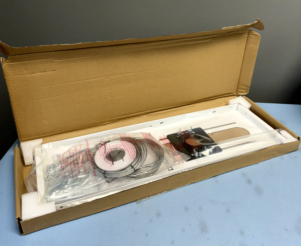 Chief CMA440  8 x 24" Suspended Ceiling Kit - Image 3