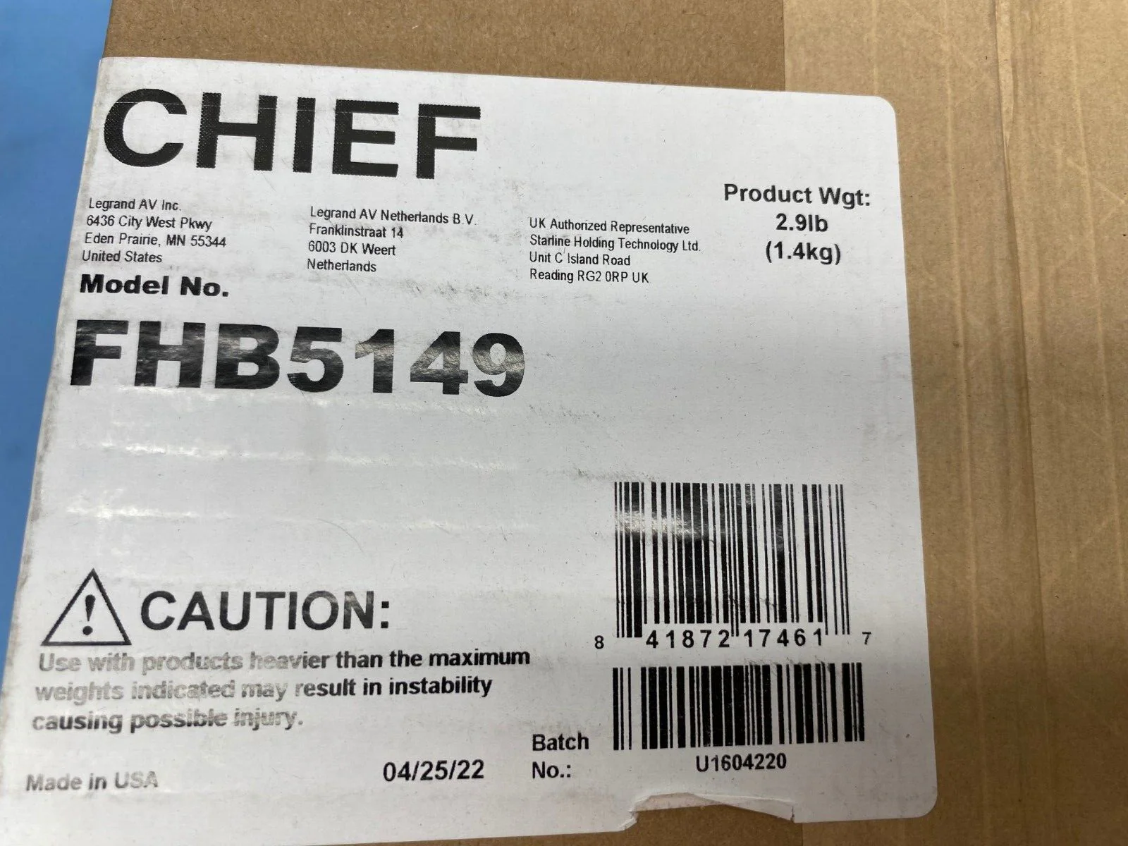 Chief FHB5149 Fusion / High-Low 4" Vertical Mounting VESA Offset Bracket/Adapter - Image 2