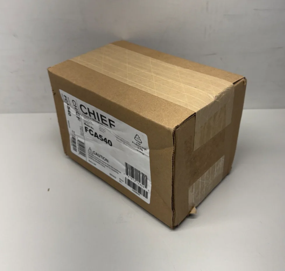 CHIEF Fusion / Legrand  FCA540  POWER OUTLET RECEPTACLE - Image 2