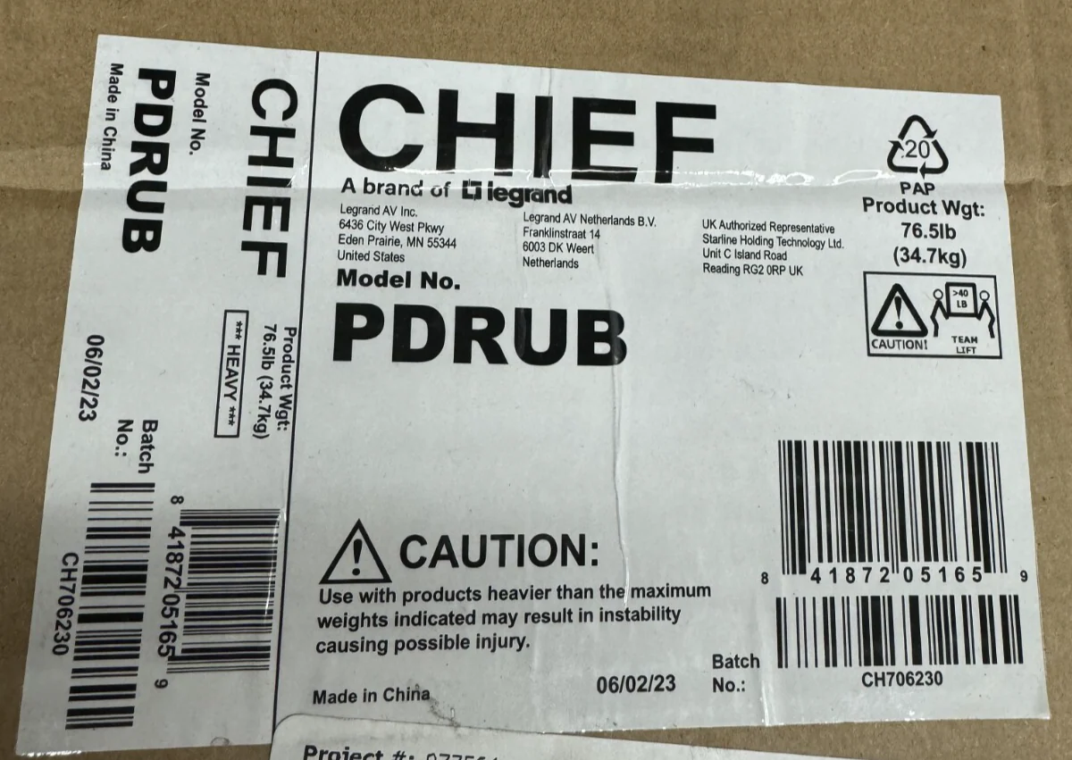 Chief PDRUB Chief Large Flat Panel Swing Arm Wall Mount for 42 to 71" Displays - Image 2