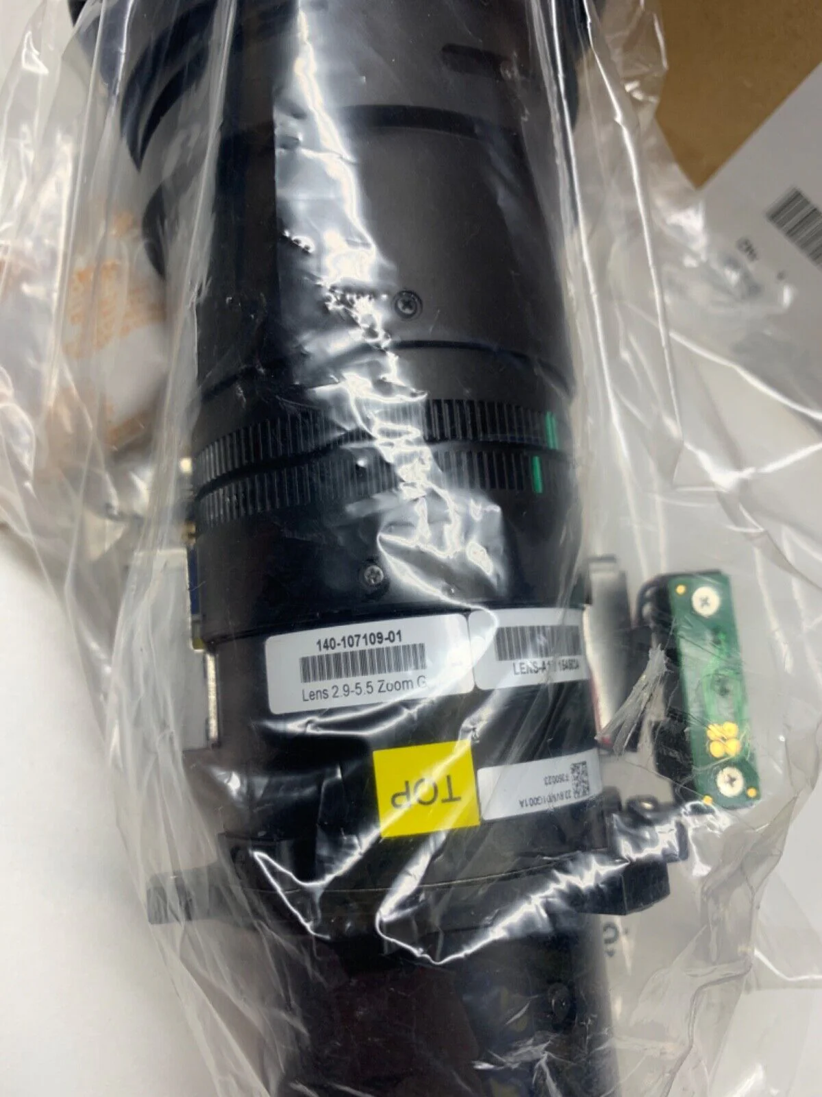 Christie 140-107109-01 / 2.9-5.5 Zoom Lens - Image 3