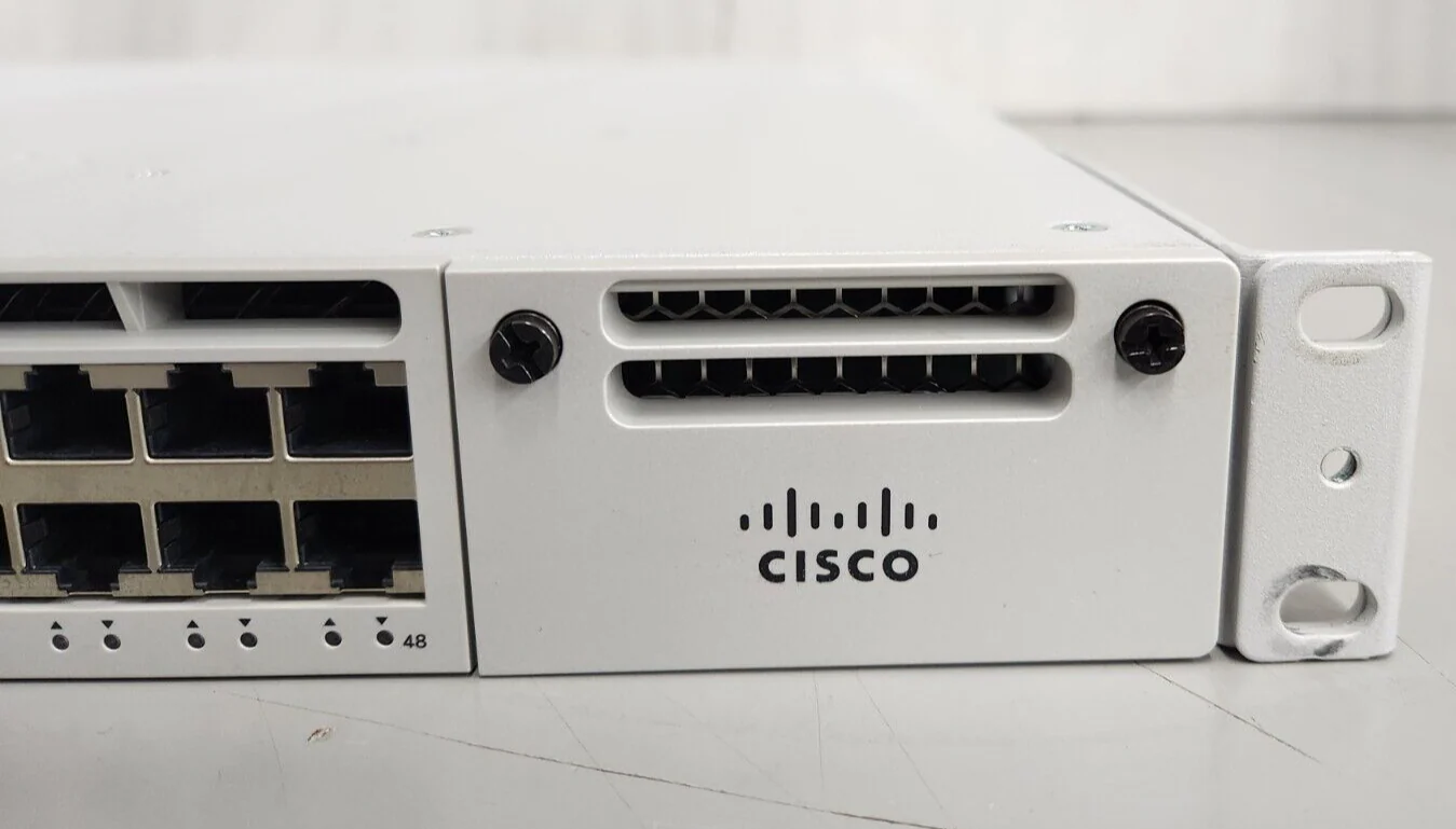 Cisco Meraki MS390 MS390-48UX-HW PoE+ Switch UNCLAIMED w/ Dual PSU - Image 2