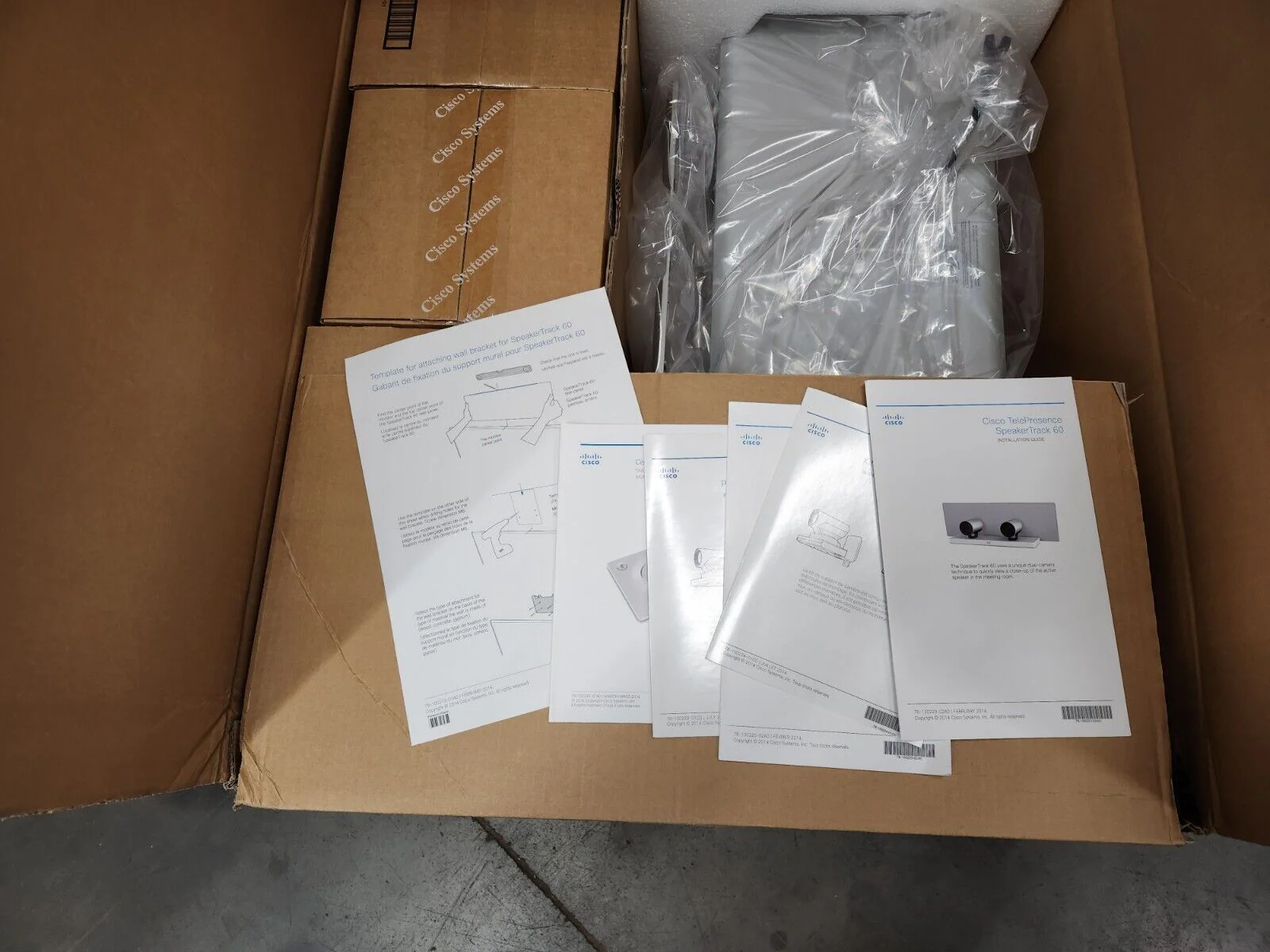 Cisco TelePresence SpeakerTrack 60 System- CTS-SPKER-TRACK60 ST-ARRAY60 - Image 8