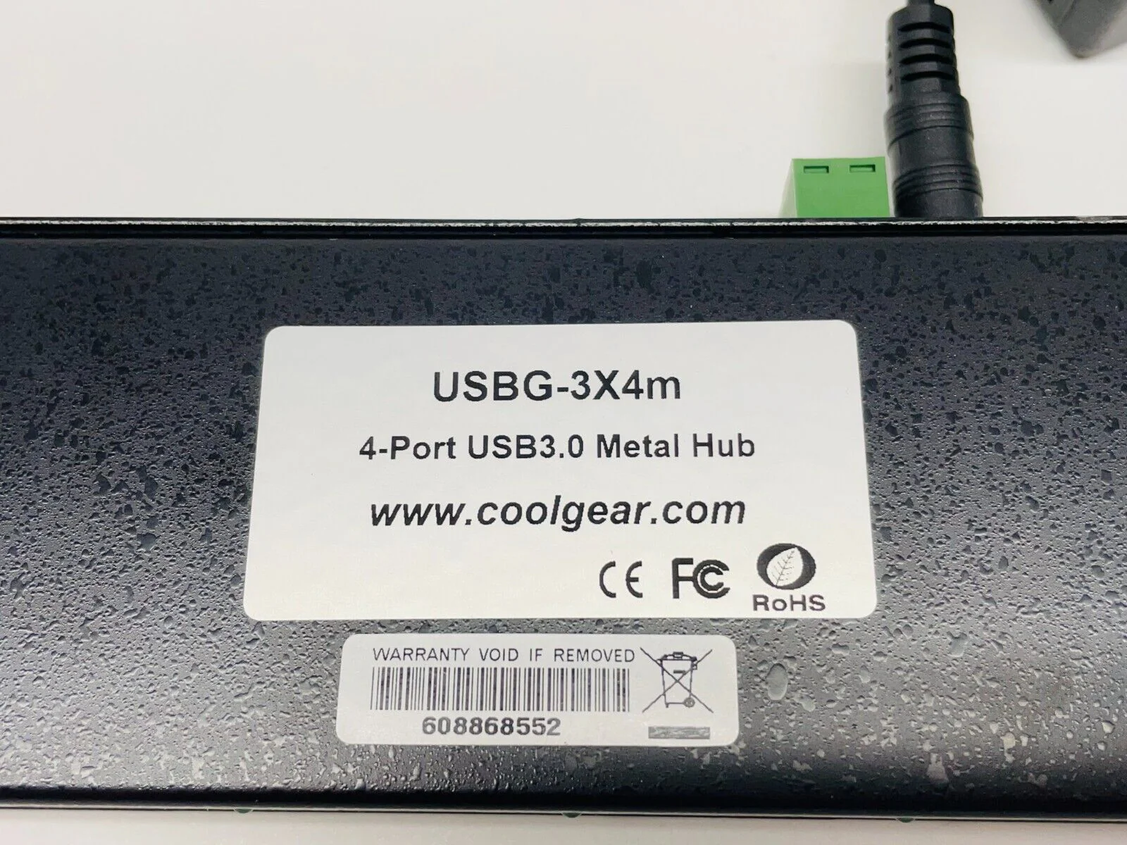 Coolgear USBG-3X4m 4-Port USB3.0 Metal Hub - Image 5