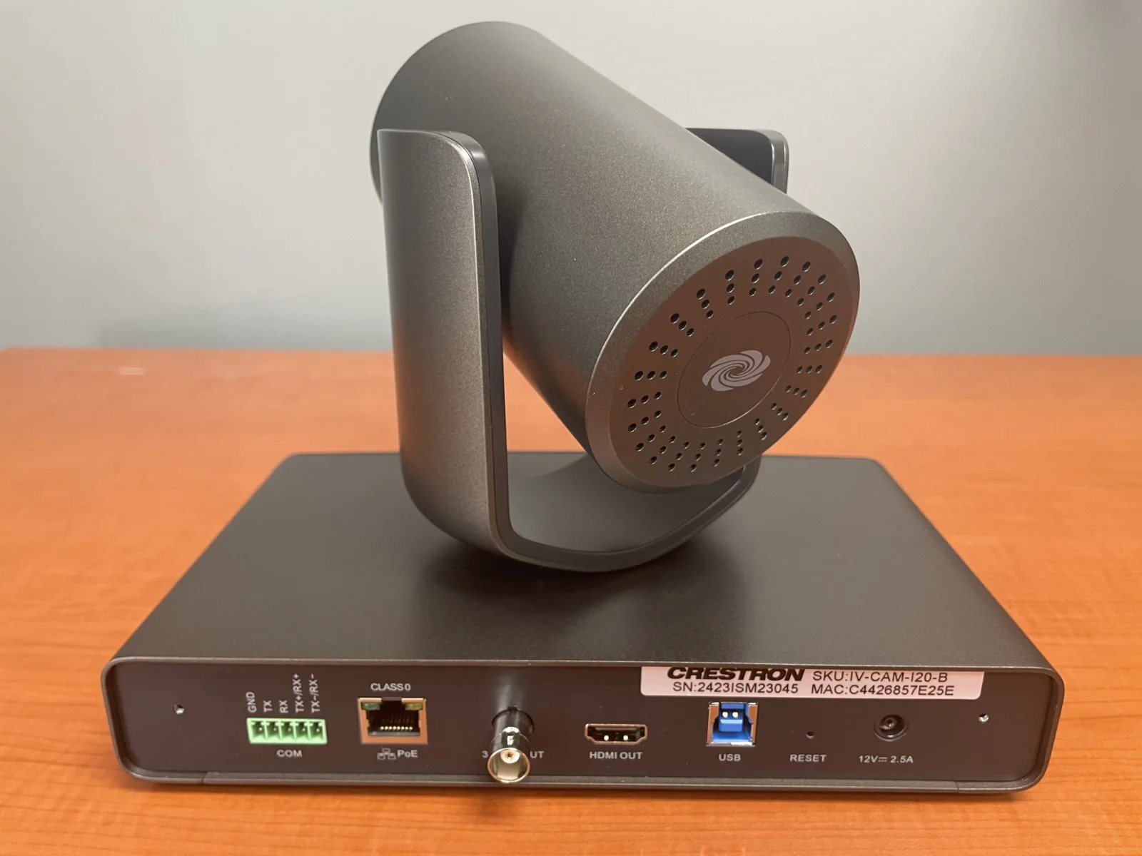 Crestron 1 Beyond i20 Intelligent PTZ Camera 20x Optical Zoom 6513200 - Image 2