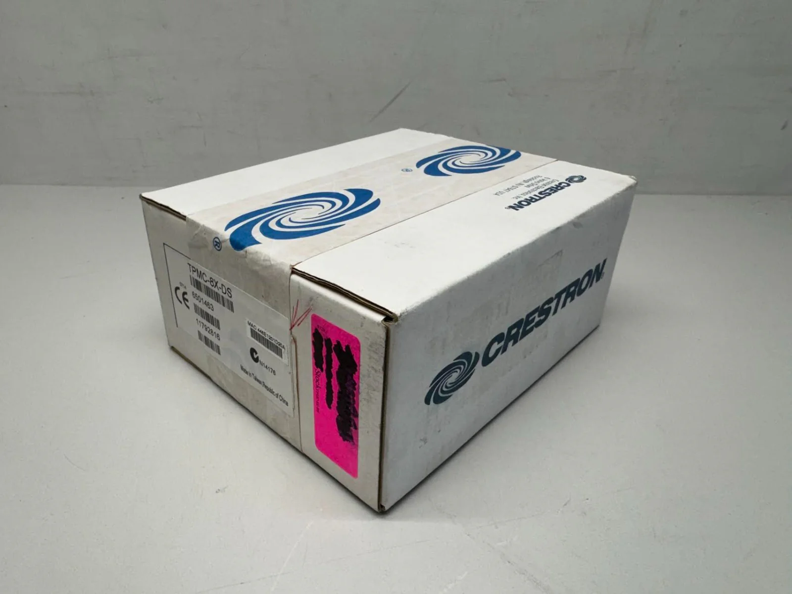 Crestron (6501463)TPMC-8X-DS  Desktop Docking Station for TPMC-8X-GA NEW IN BOX - Image 3