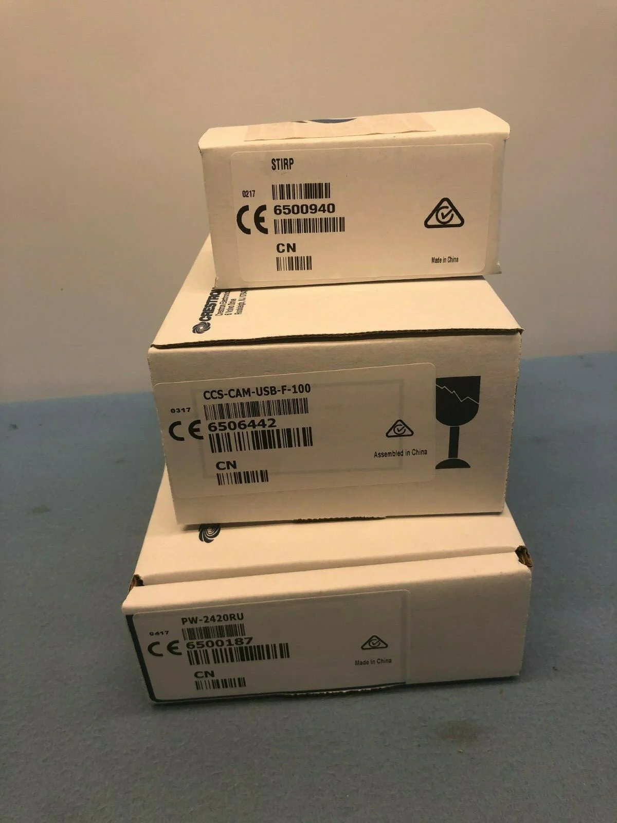 Crestron CCS-UC-1-AV w/ PS Kit Tabletop Video Conference 6508259 NEW - Image 3