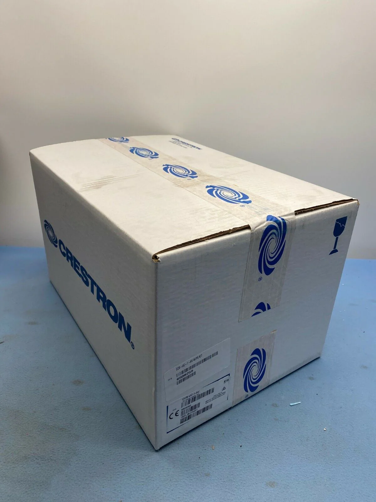 Crestron CCS-UC-1-AV w/ PS Kit Tabletop Video Conference 6508259 NEW