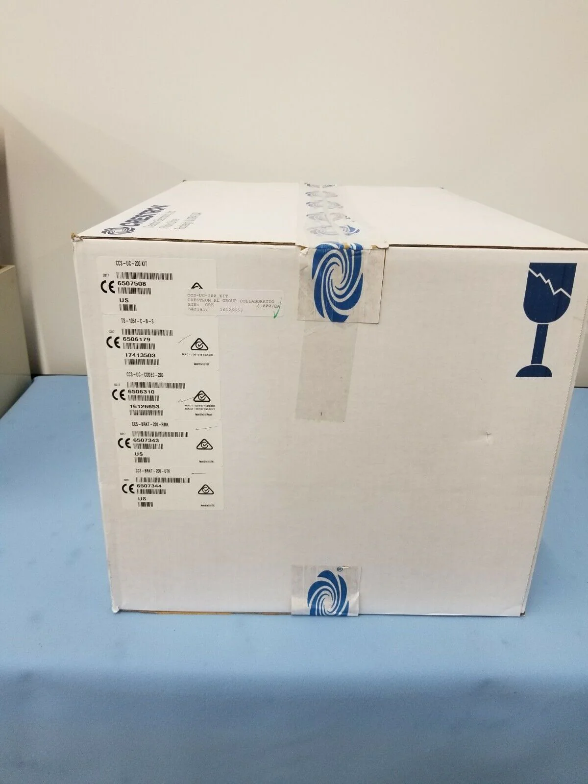 Crestron CCS-UC-200 Kit 6507508 RL 2 Group Collaboration Skype for Biz - Image 3