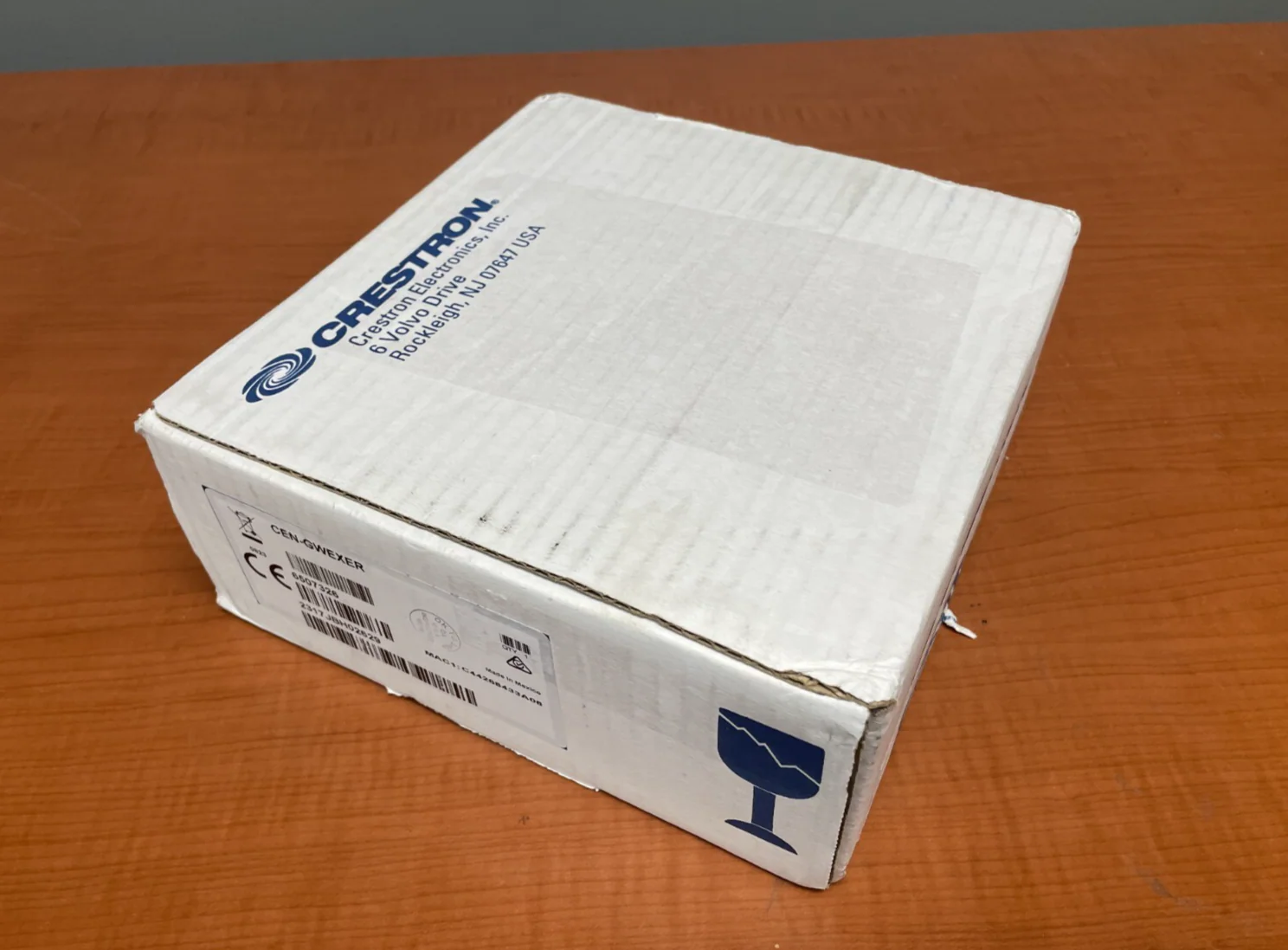 Crestron CEN-GWEXER  infiNET EX Network and ER Wireless Gateway 6507326