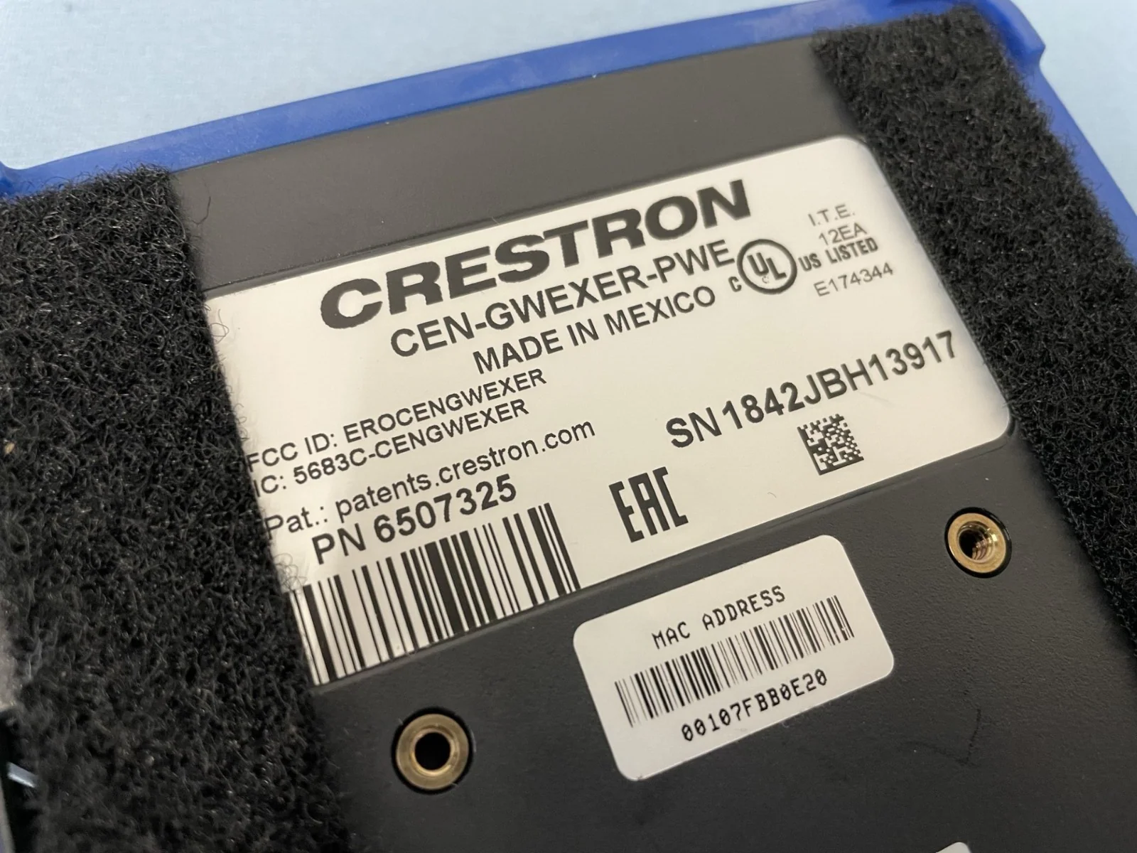 Crestron CEN-GWEXER-PWE infiNET EX & ER 2-Way RF Wireless Gateway 6507325 - Image 4