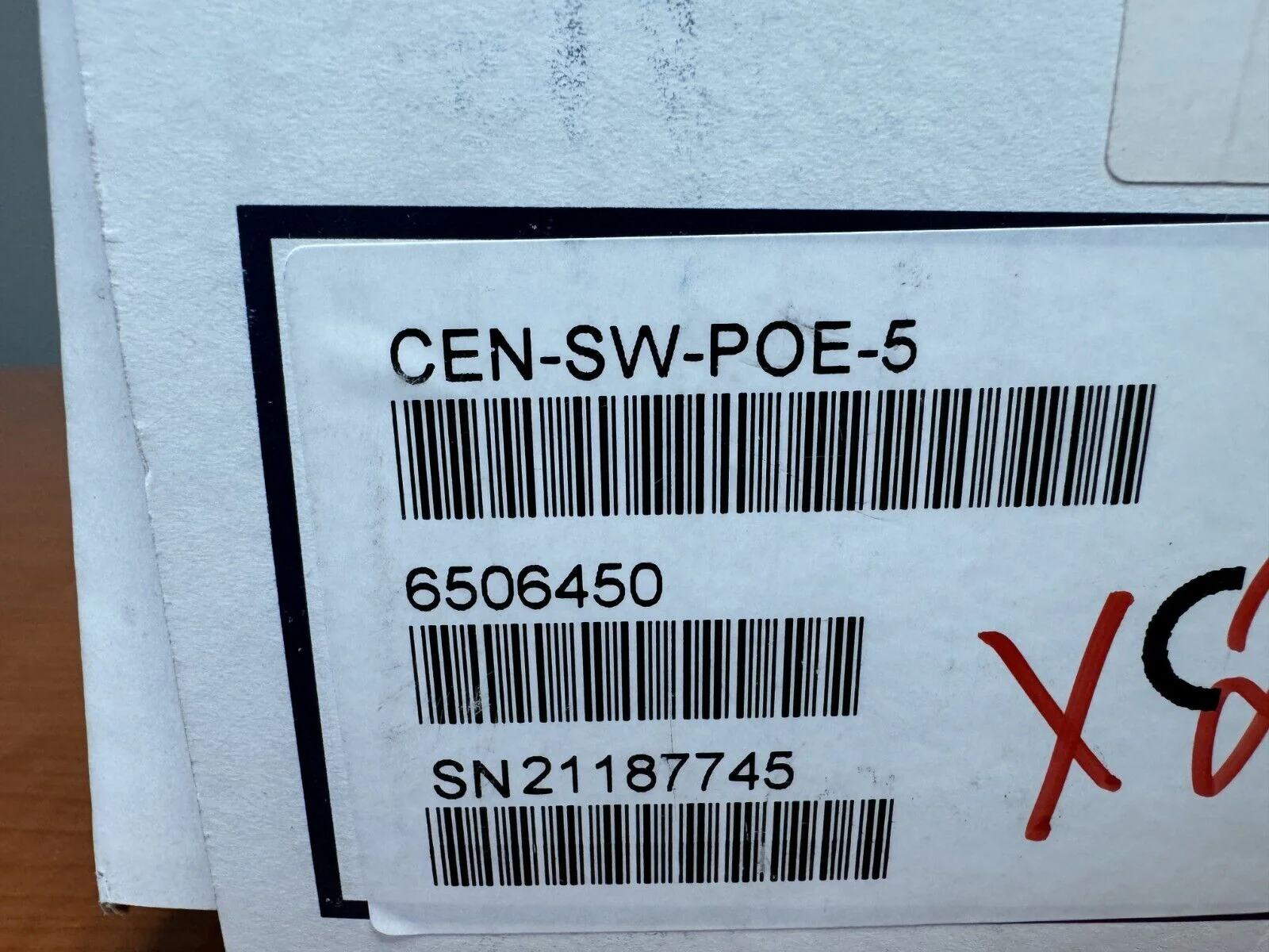 Crestron CEN-SW-POE-5  5-Port PoE Switch 6506450 - Image 2