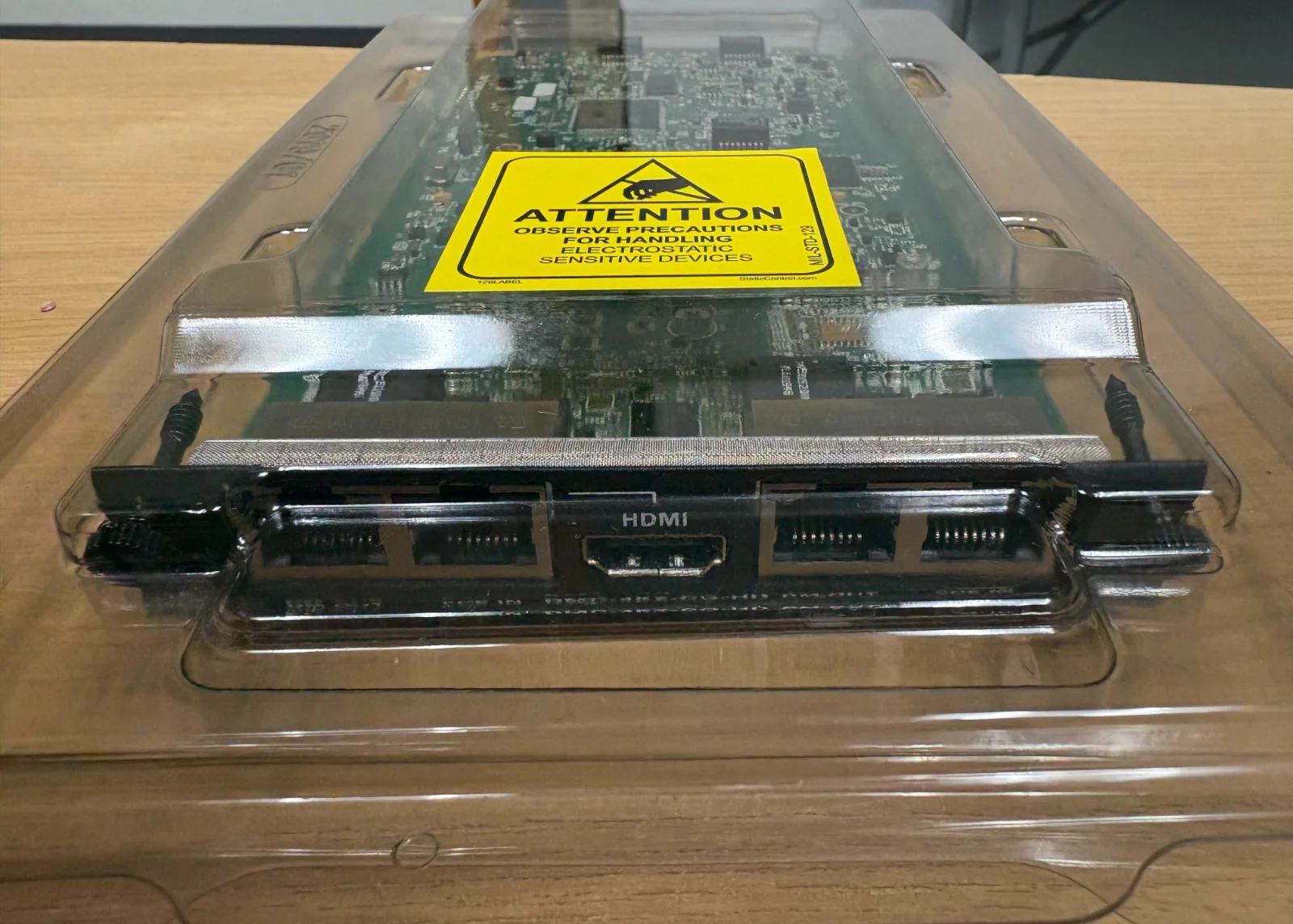Crestron Digital Media Output Card 8G+ 4K60 (P/N: DMC-4KZ-CO-HD) - Image 2