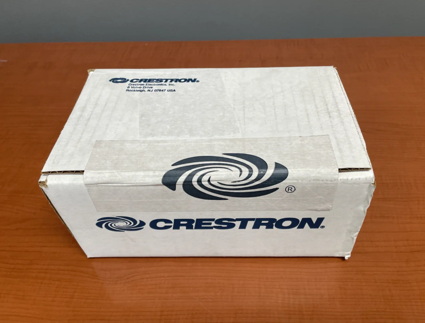 Crestron DM-TX-200-C-2G-B-T Wall Plate DigitalMedia 8G+ Transmitter 6505824 - Image 3