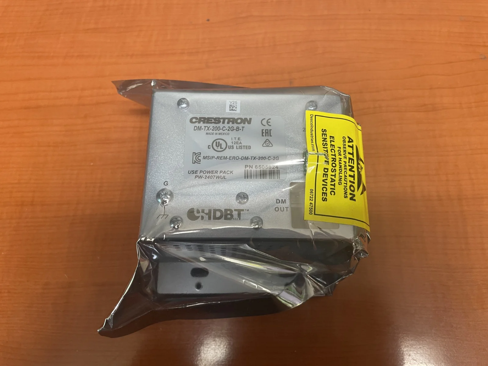 Crestron DM-TX-200-C-2G-B-T Wall Plate DigitalMedia 8G+ Transmitter 6505824 - Image 5