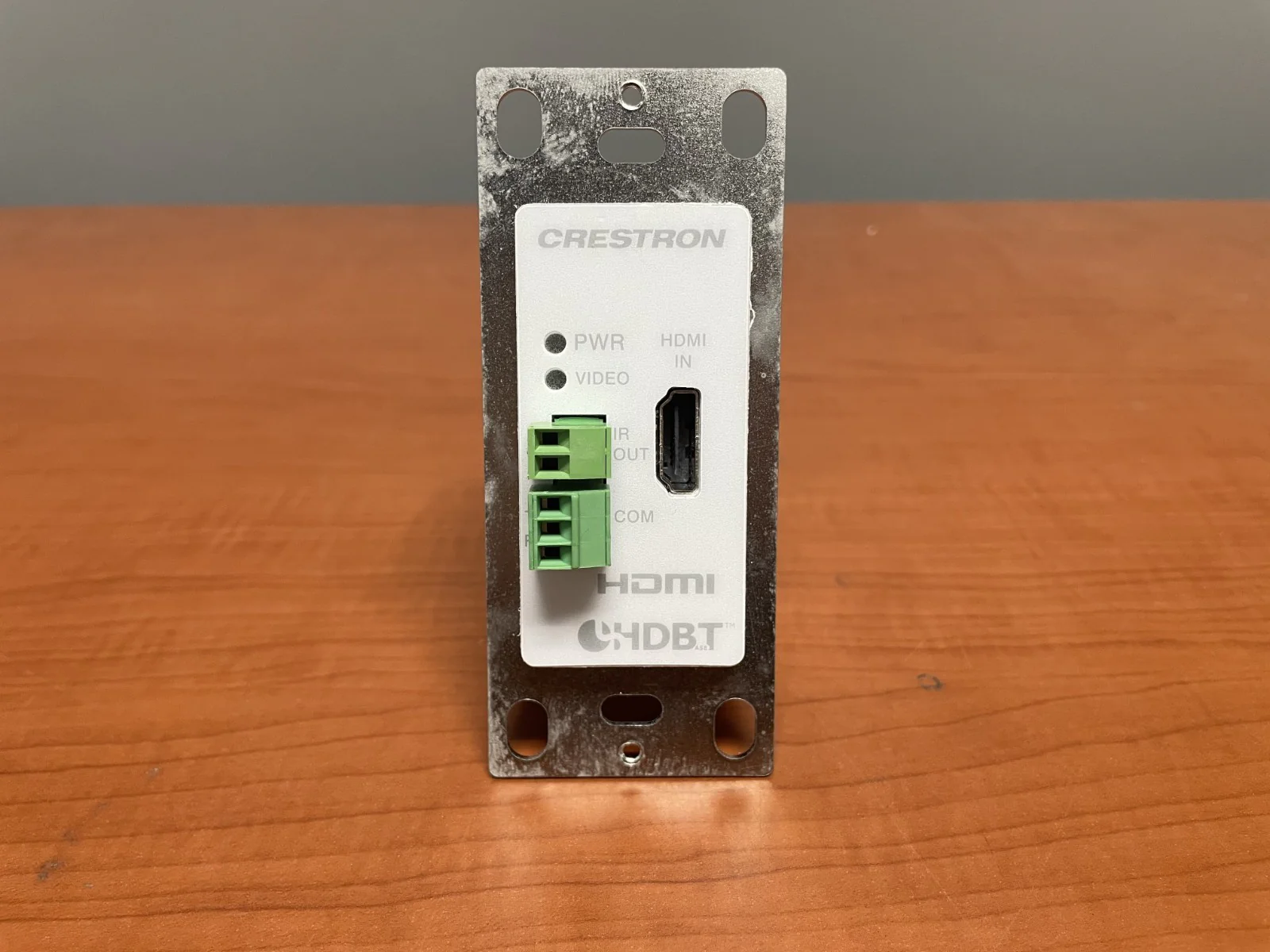 Crestron DM-TX-4K-100-C-1G-W-T Wall Plate DigitalMedia Transmitter 6505630 - Image 4