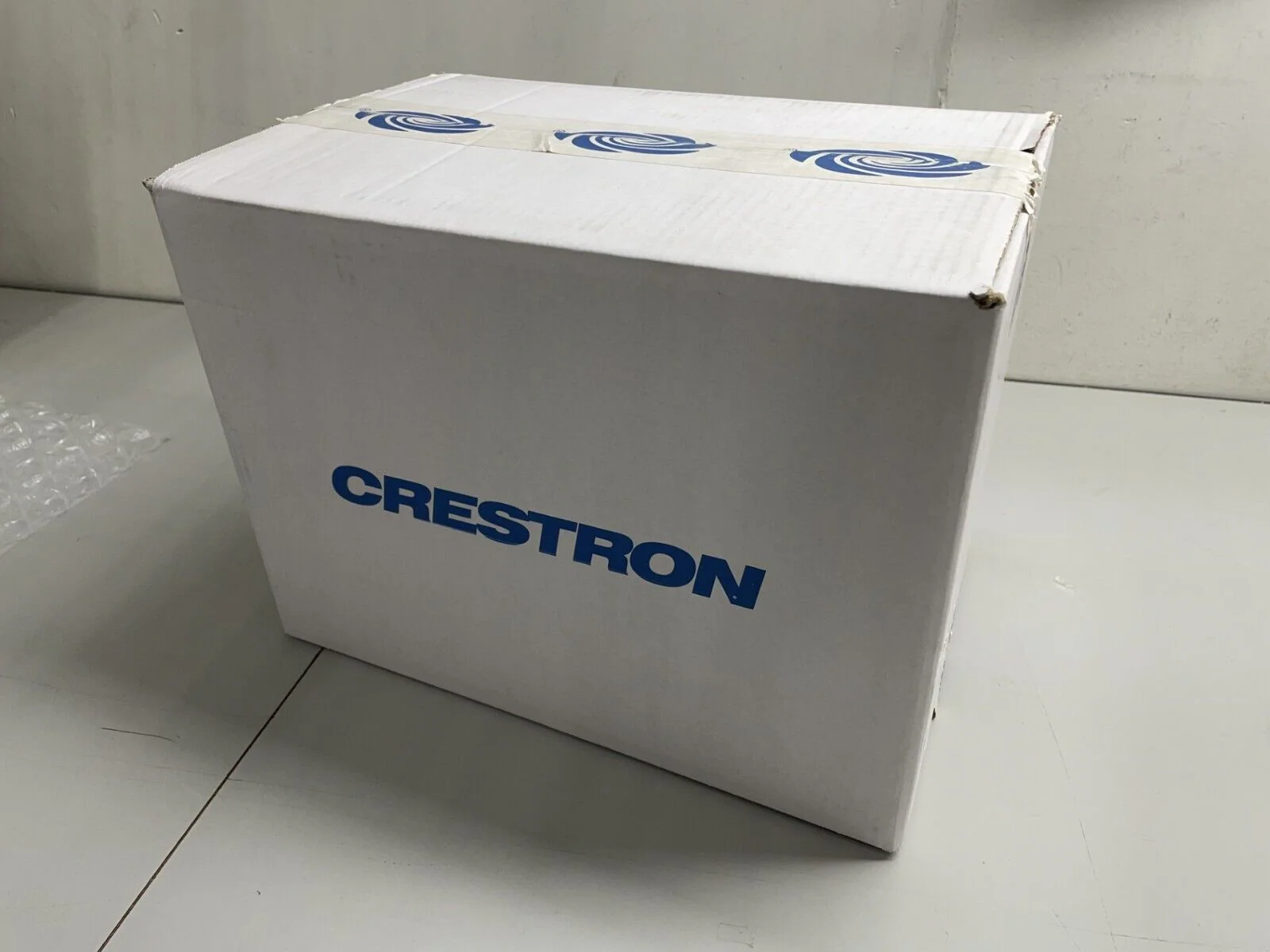 Crestron FT2-1200-ELEC-B FlipTop Cable Management System Electric BLACK 6509656 - Image 2