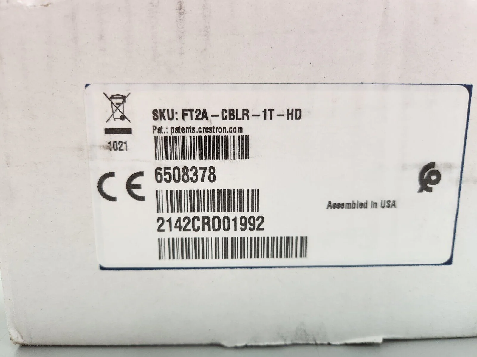 Crestron FT2A-CBLR-1T-HD One-Touch Cable Retractor for FT2 ELEC, HDMI to HDMI - Image 2