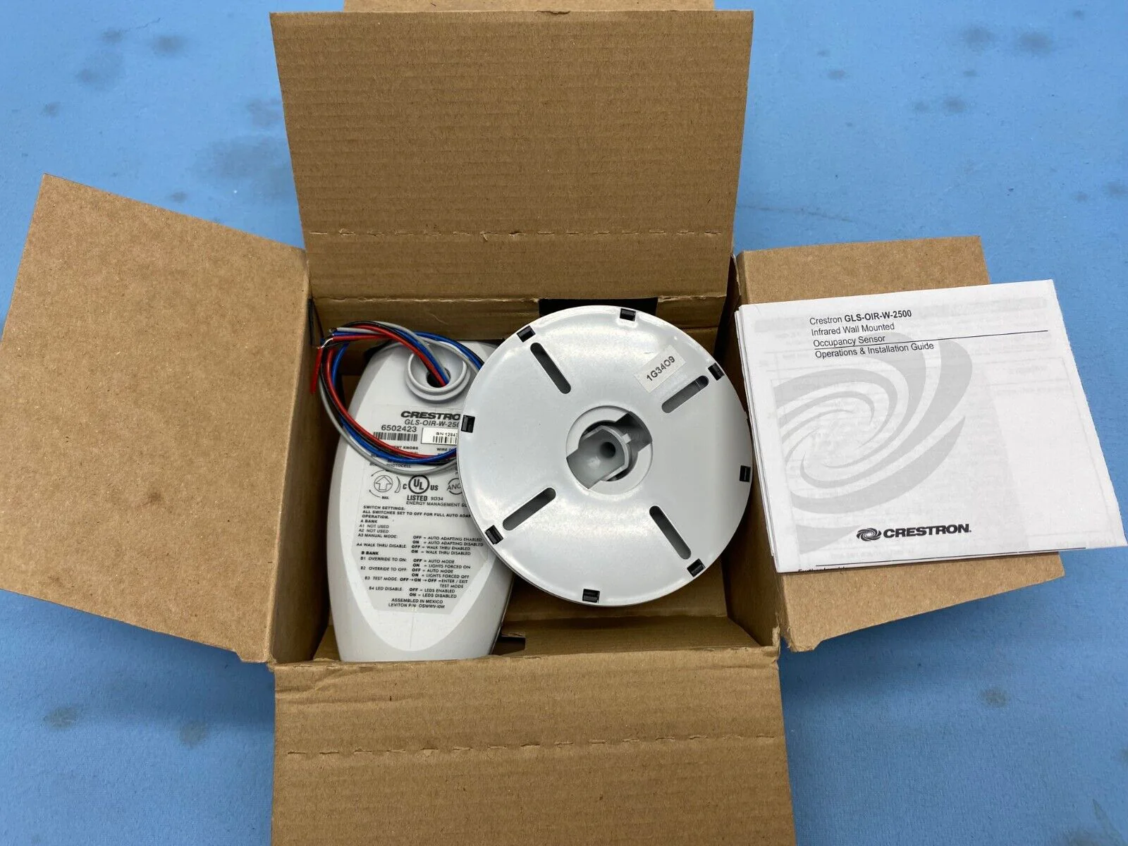 Crestron GLS-OIR-W-2500 InfraRed Wall Mounted Occupancy Sensor - Image 2