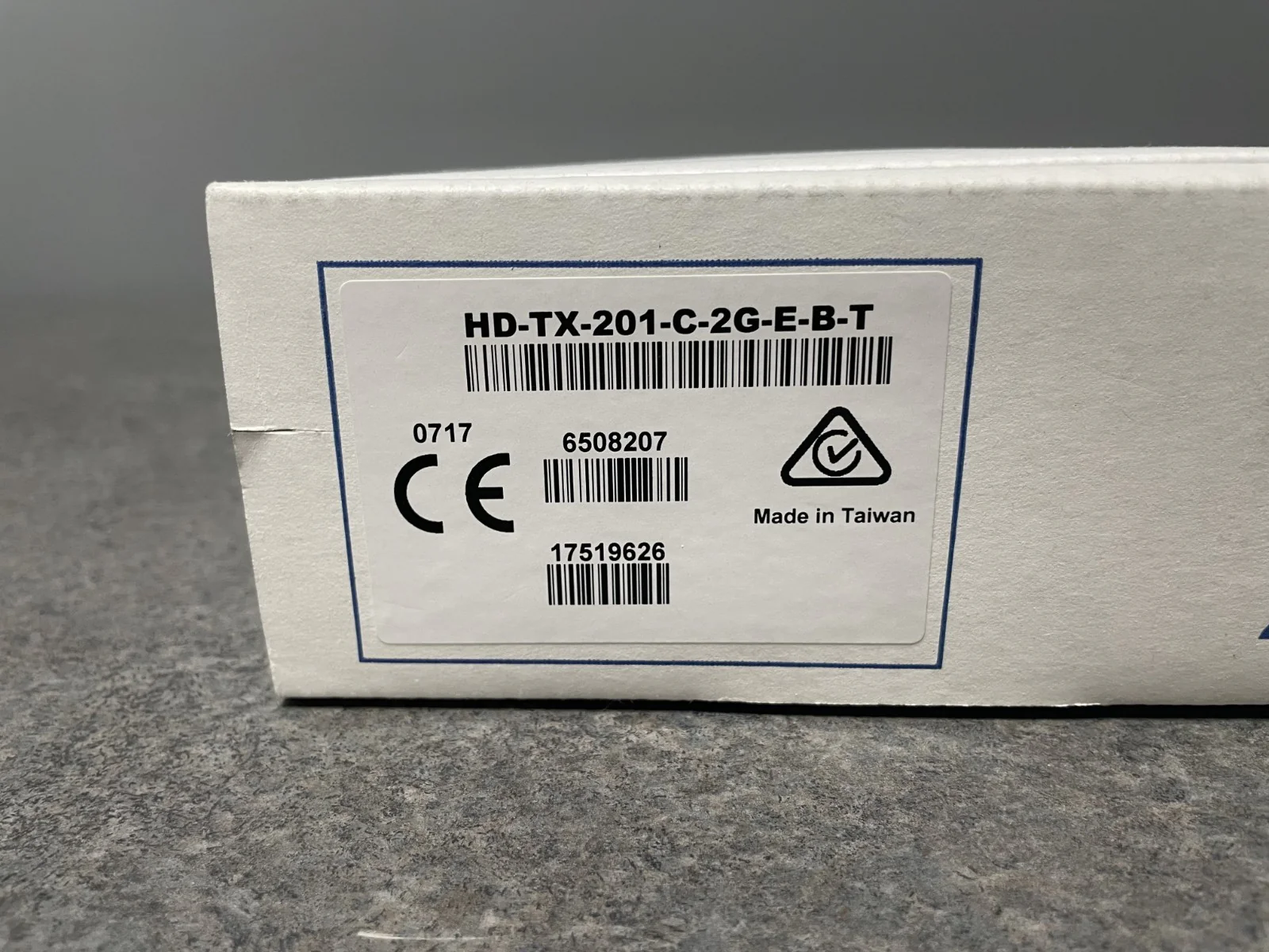Crestron HD-TX-201-C-2G-E-B-T DM Lite Transmitter and 2x1 Auto-Switcher for HDMI - Image 2