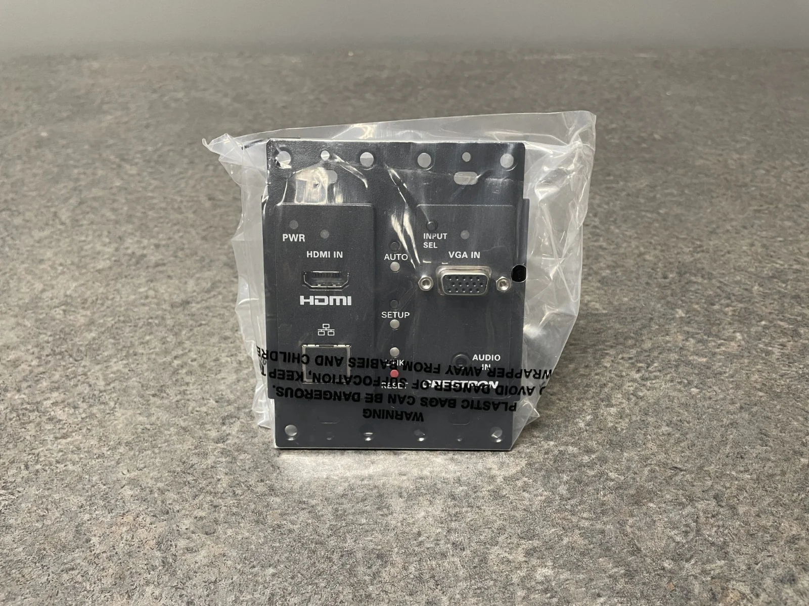 Crestron HD-TX-201-C-2G-E-B-T DM Lite Transmitter and 2x1 Auto-Switcher for HDMI - Image 3
