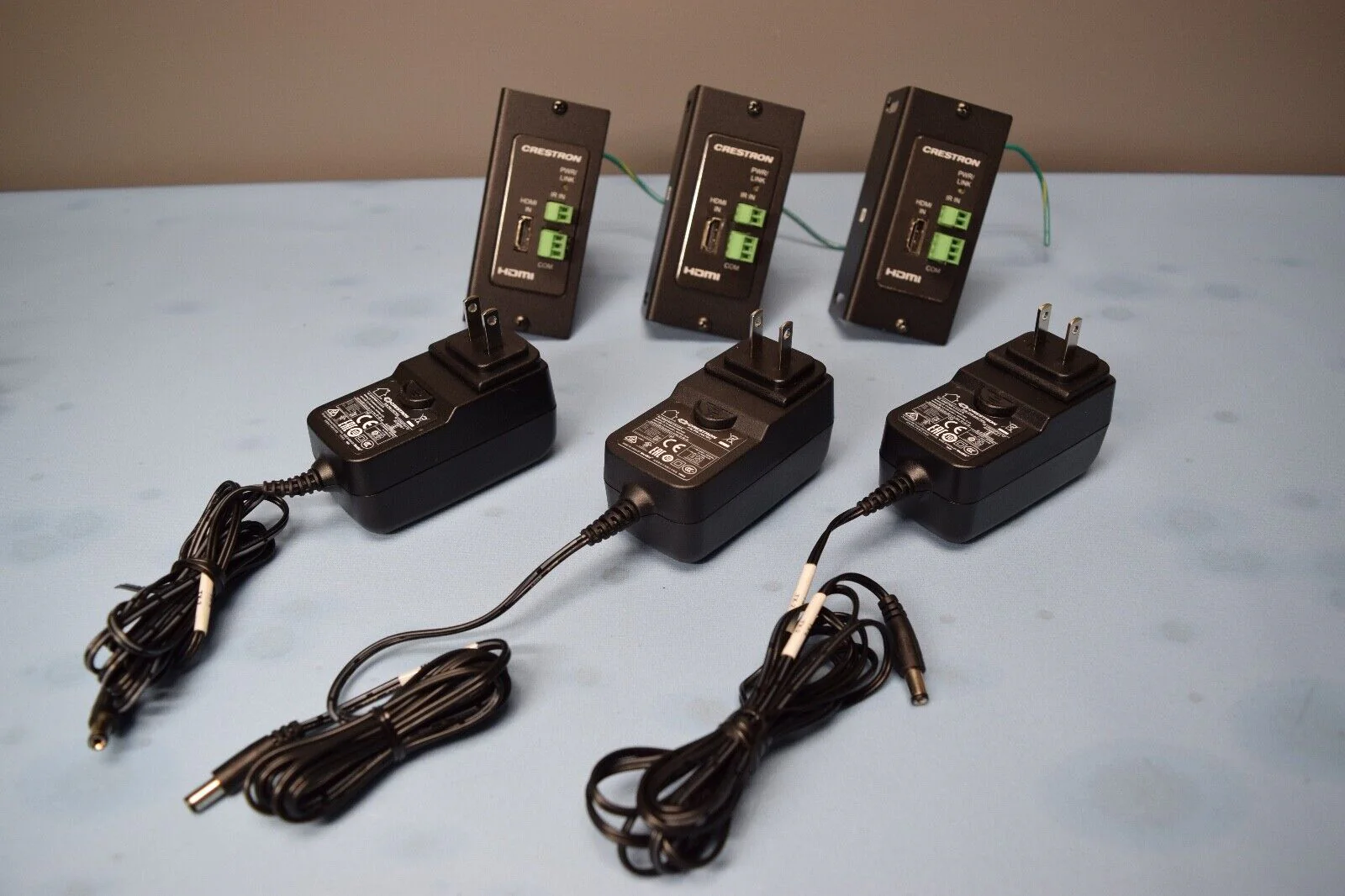 Crestron HD-TX3-C-B With Power Cord ( LOT OF 3 ) w/ PW-2407WU Power Supplies - Image 4