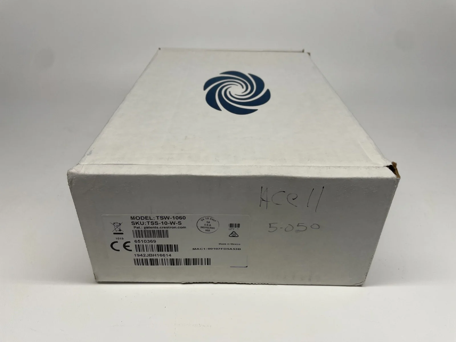 Crestron TSS-10-W-S / TSW-1060  10.1 in. Room Scheduling Touch Screen 6510369