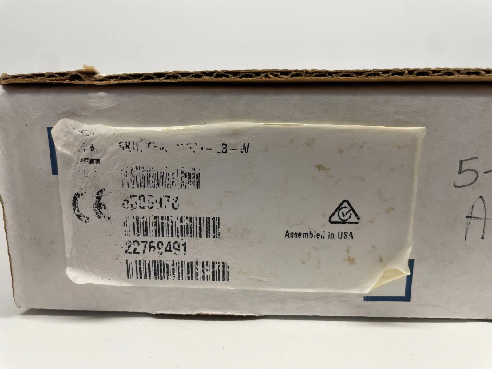 Crestron TSW-1060-LB-W 6509978 Room Availability Light Bar for TSW-1060 - Image 3