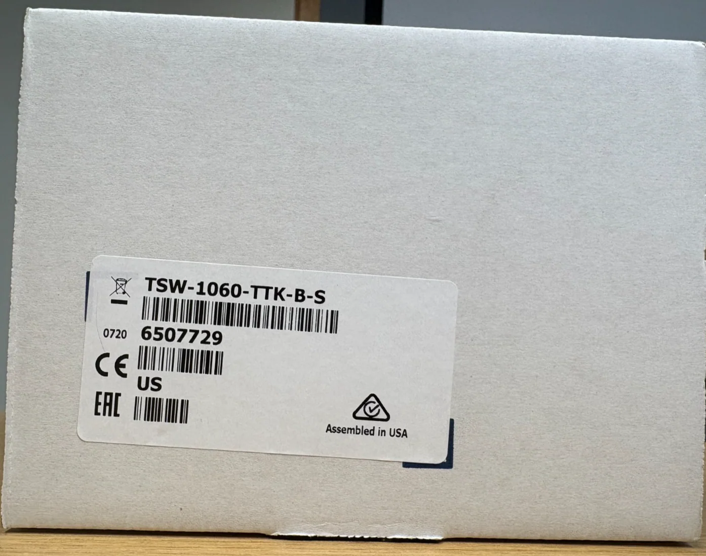 Crestron TSW-1060-TTK-B-S Tabletop Kit (P/N: 6507729)