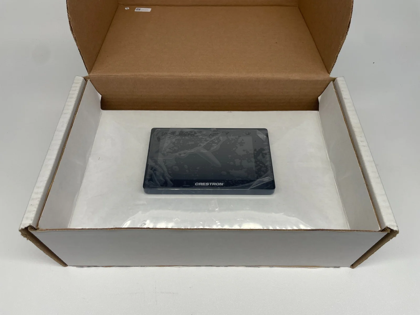 Crestron TSW-560-NC-B-S 5 in. Touch Screen No Camera / Microphone Black 6510434 - Image 3