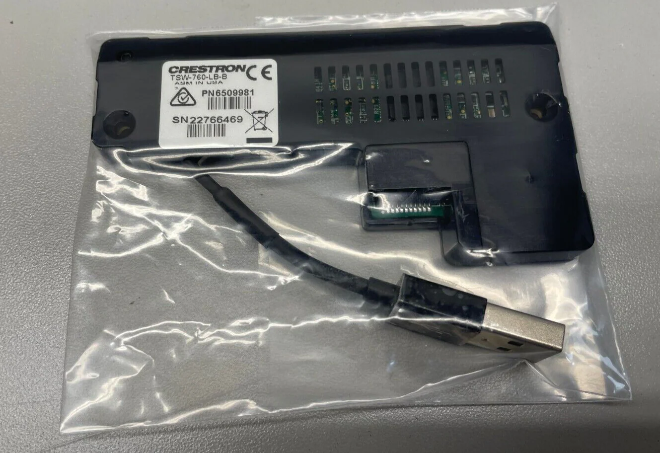 Crestron TSW-760-LB-W Room Availability Light Bar for TSS-7 & TSW-760, White - Image 5
