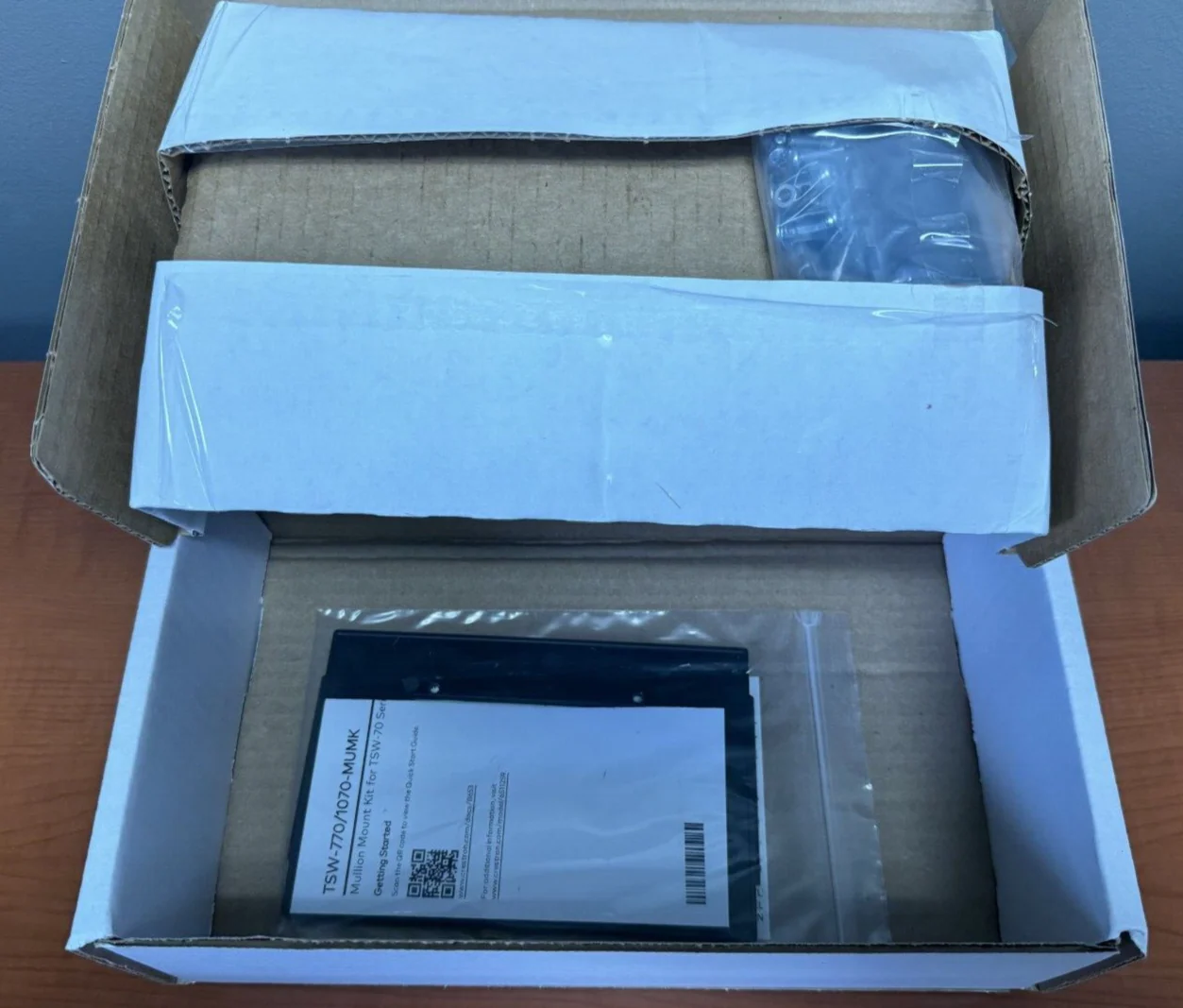 Crestron TSW-770/1070-MUMK-B Mullion Mount Kit for TSW-770, Black 6511260 - Image 4