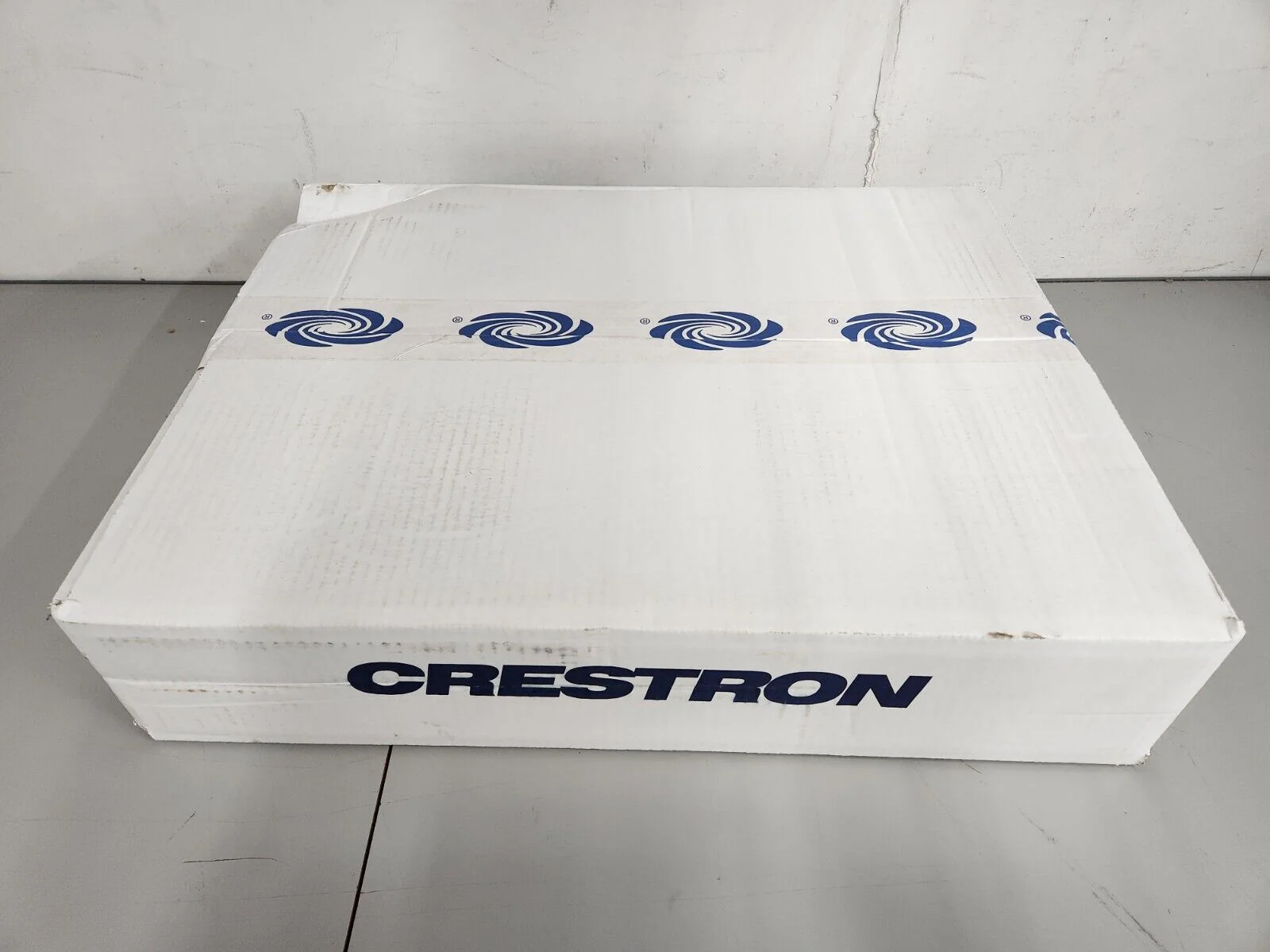 CRESTRON UC-BRKT-200-S-T-ASSY 6511478 - New