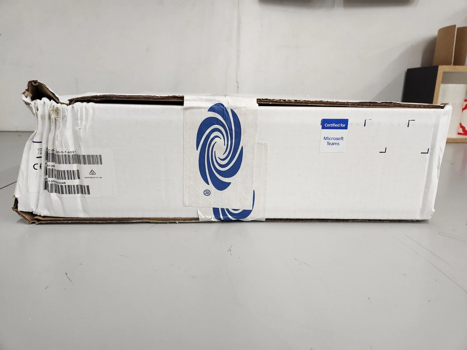 CRESTRON UC-BRKT-200-S-T-ASSY 6511478 - New - Image 2