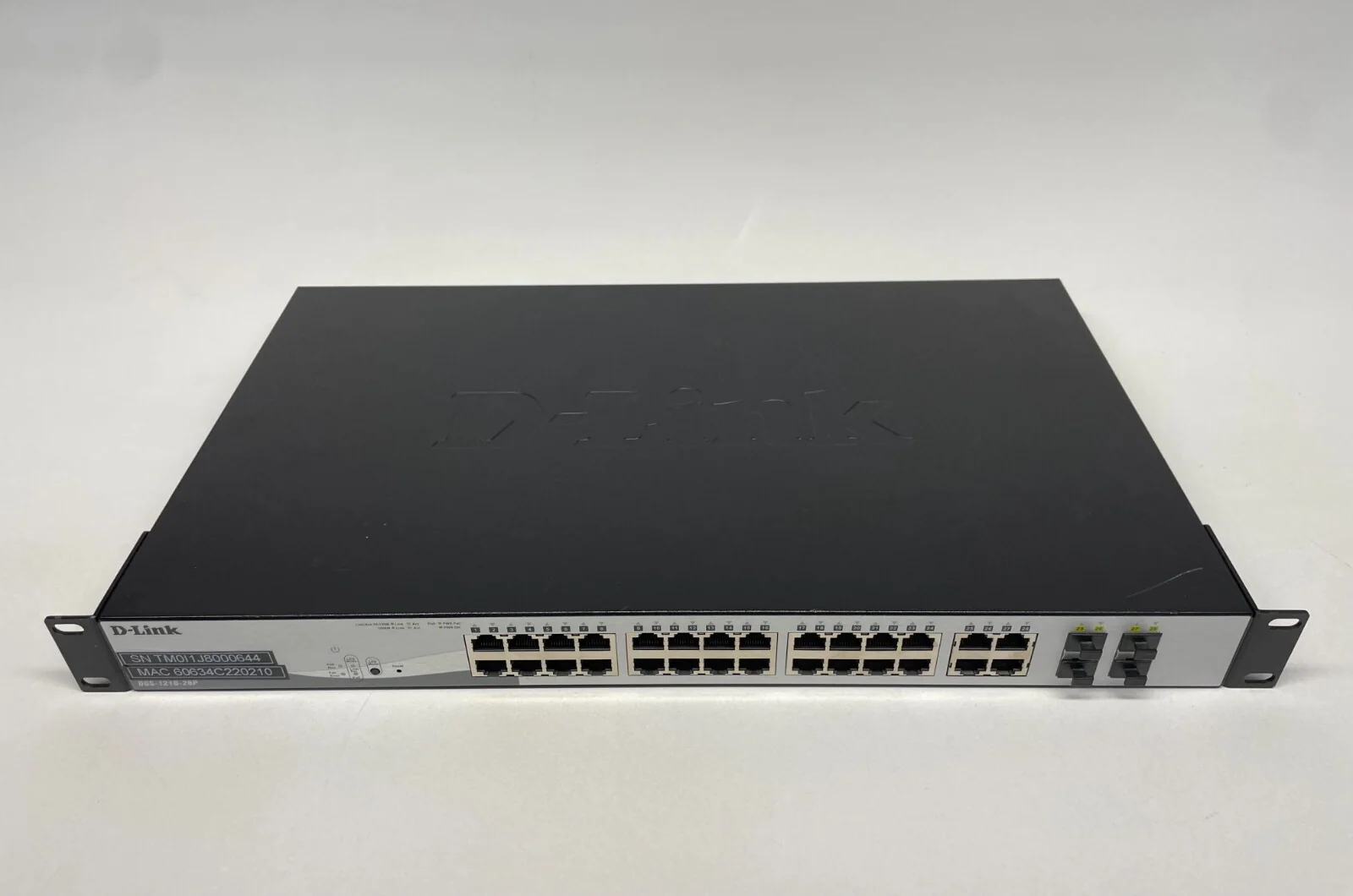 D-Link DGS-1210-28P 28-Port Gigabit Smart Managed Switch with Rack Ears