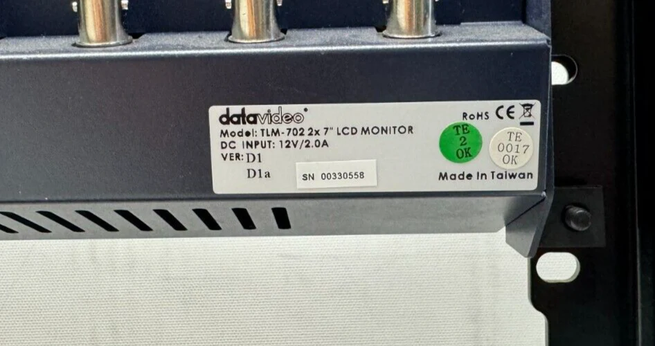 DataVideo TLM-702 Two 7" Rack-Mountable TFT LCD Monitors w/ Mount, No PSU - Image 4