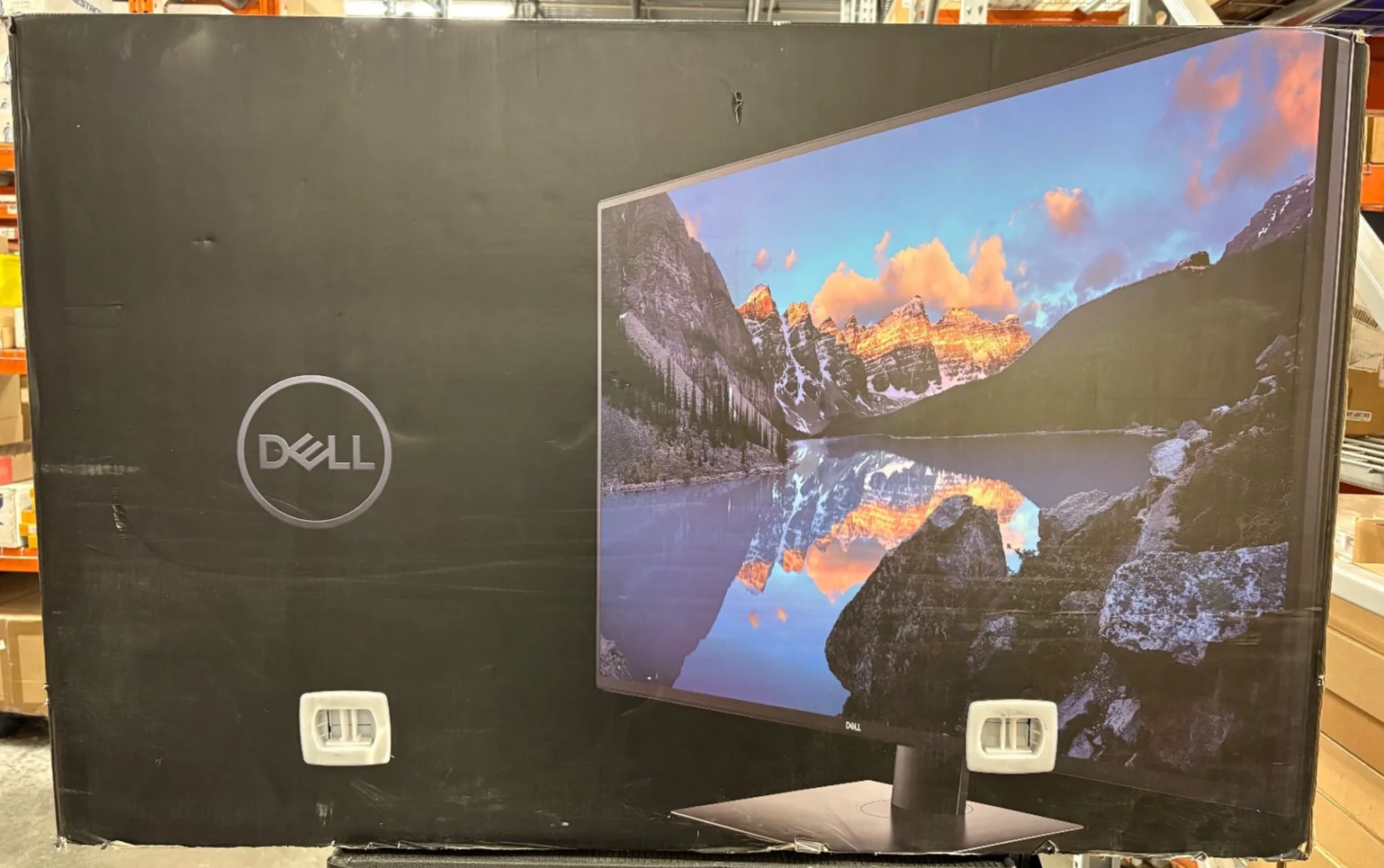 Dell U4320Q UltraSharp 43" 4K USB-C Monitor - Black - Image 2
