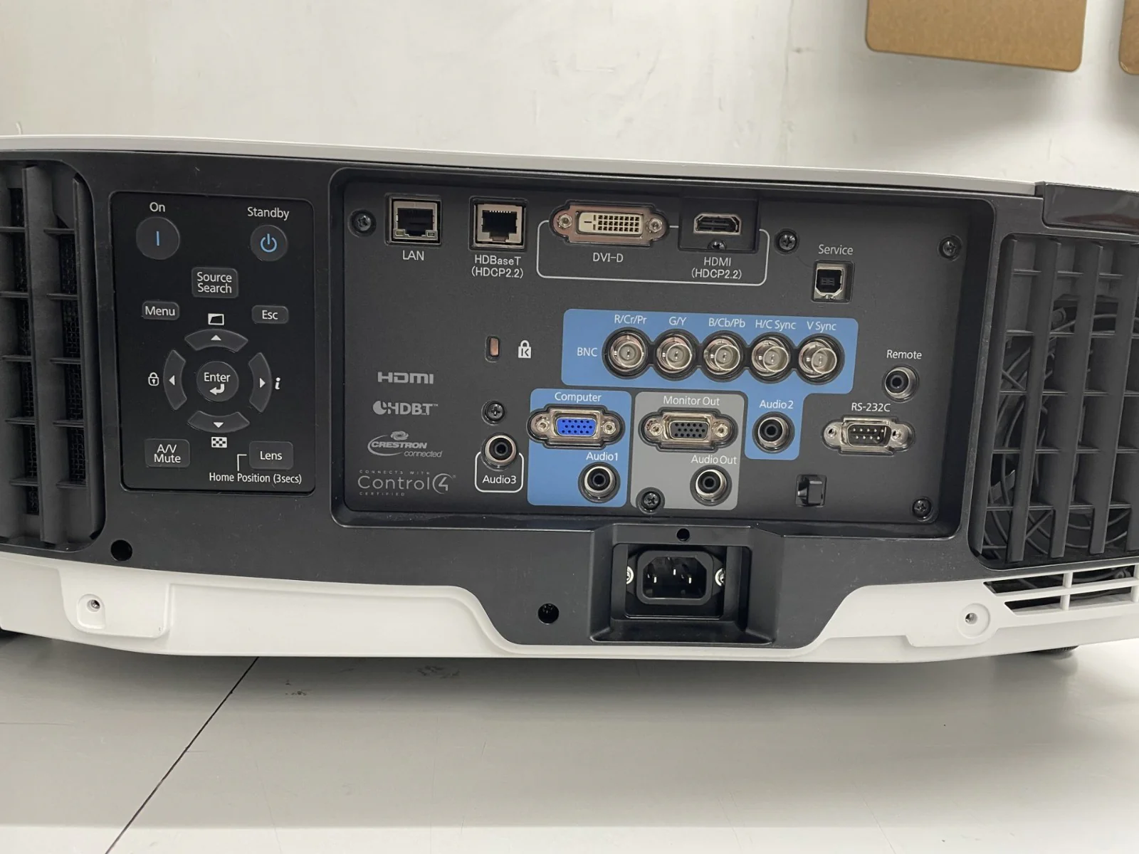 Epson Pro L1300U WUXGA Projector with 4K Enhancement Laser Light Source & Lens - Image 5