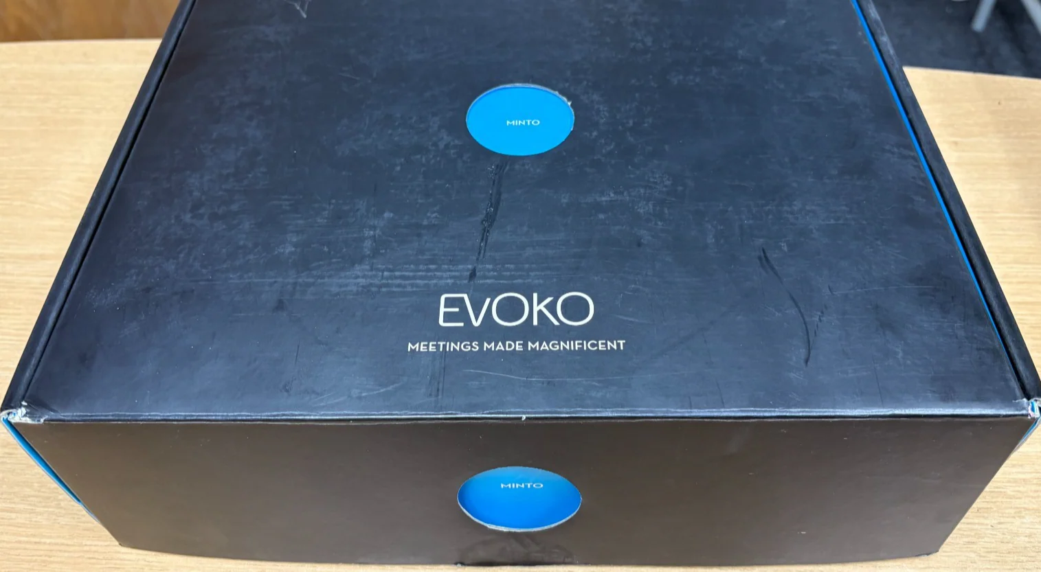 Evoko Minto EMW1001 Wireless Conference Phone | Soft White - Image 2